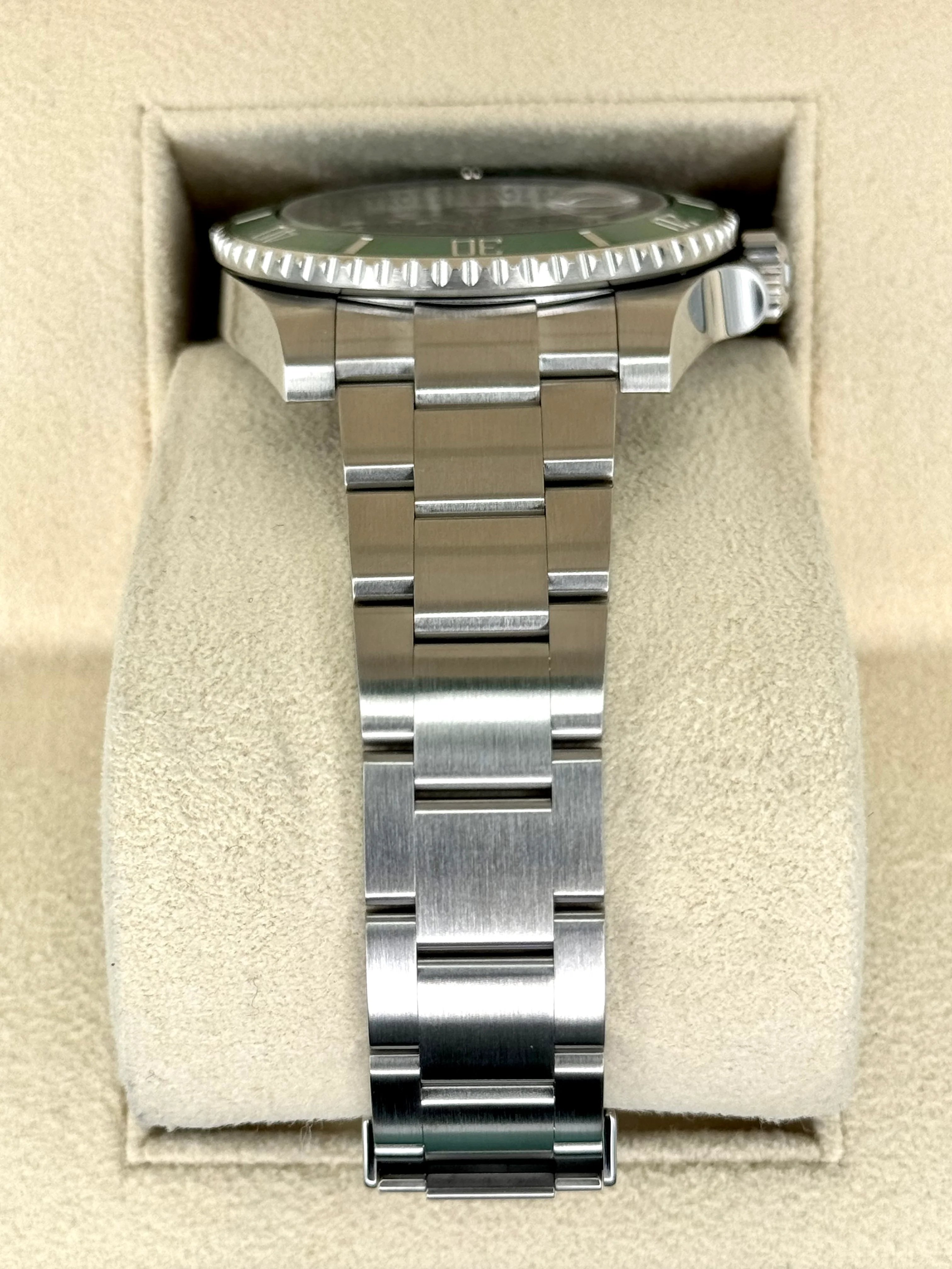 2014 Rolex Submariner "Hulk" 40mm 116610LV Green Dial - Image 3