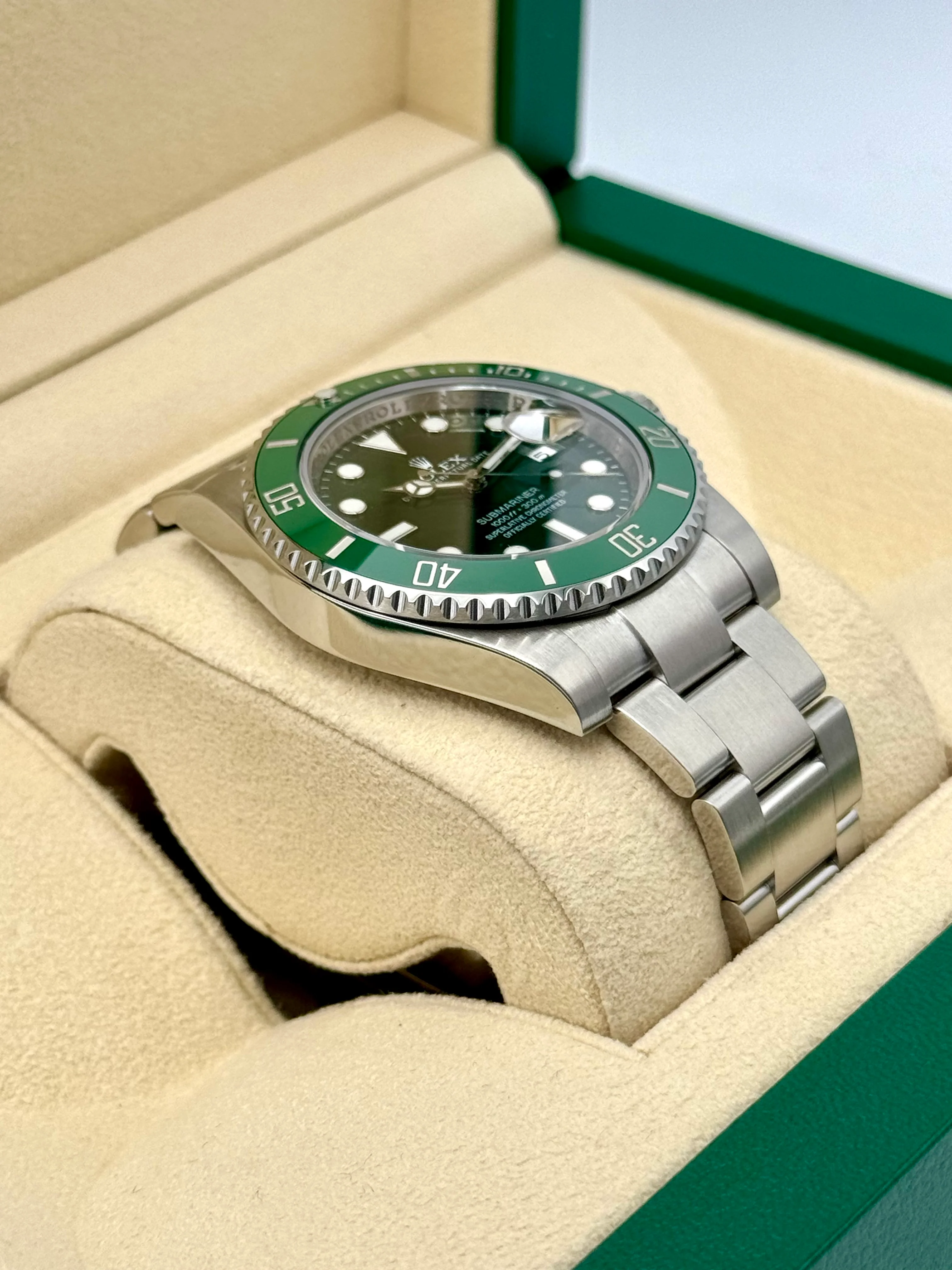2014 Rolex Submariner "Hulk" 40mm 116610LV Green Dial - Image 6