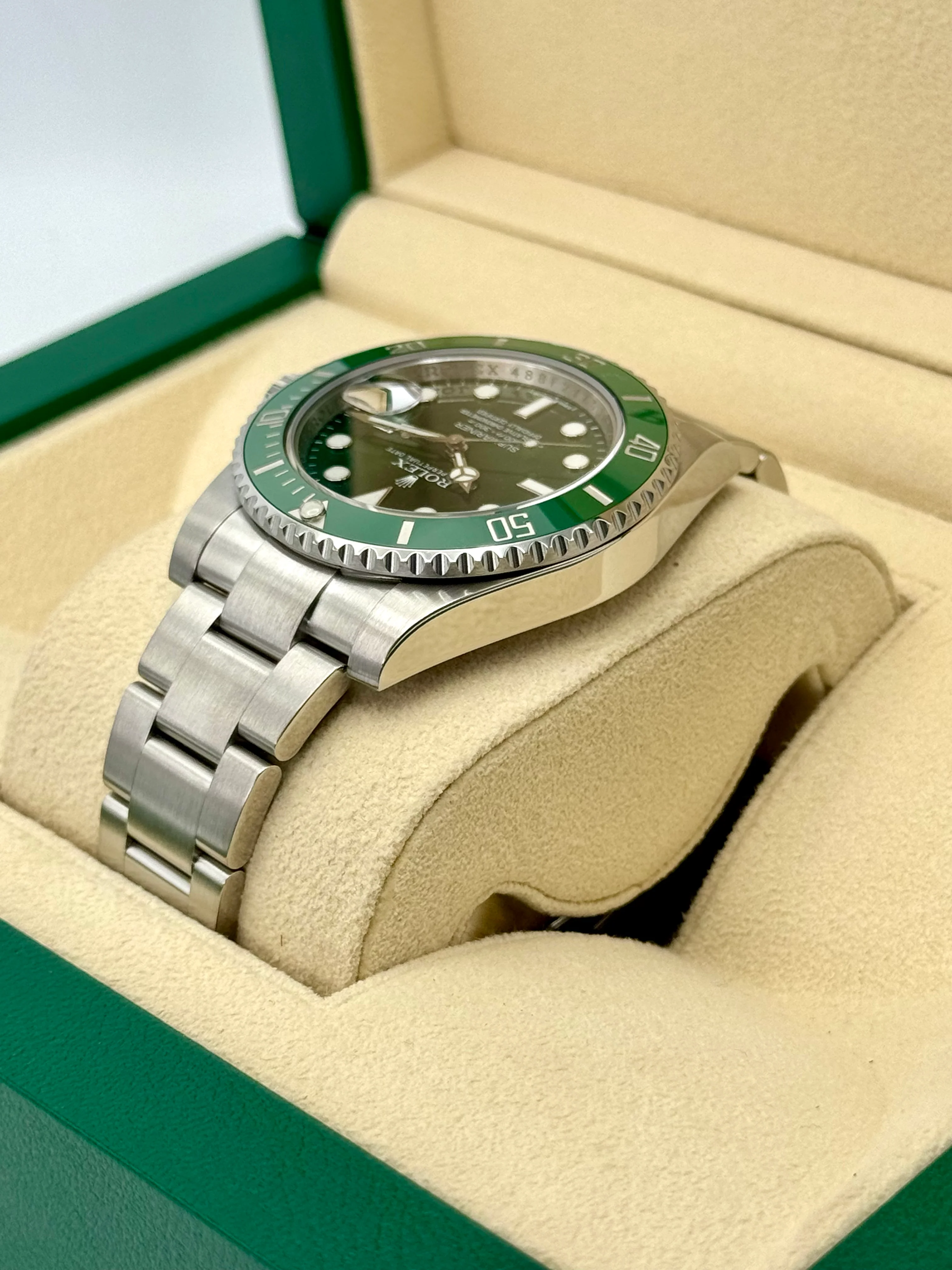 2014 Rolex Submariner "Hulk" 40mm 116610LV Green Dial - Image 7