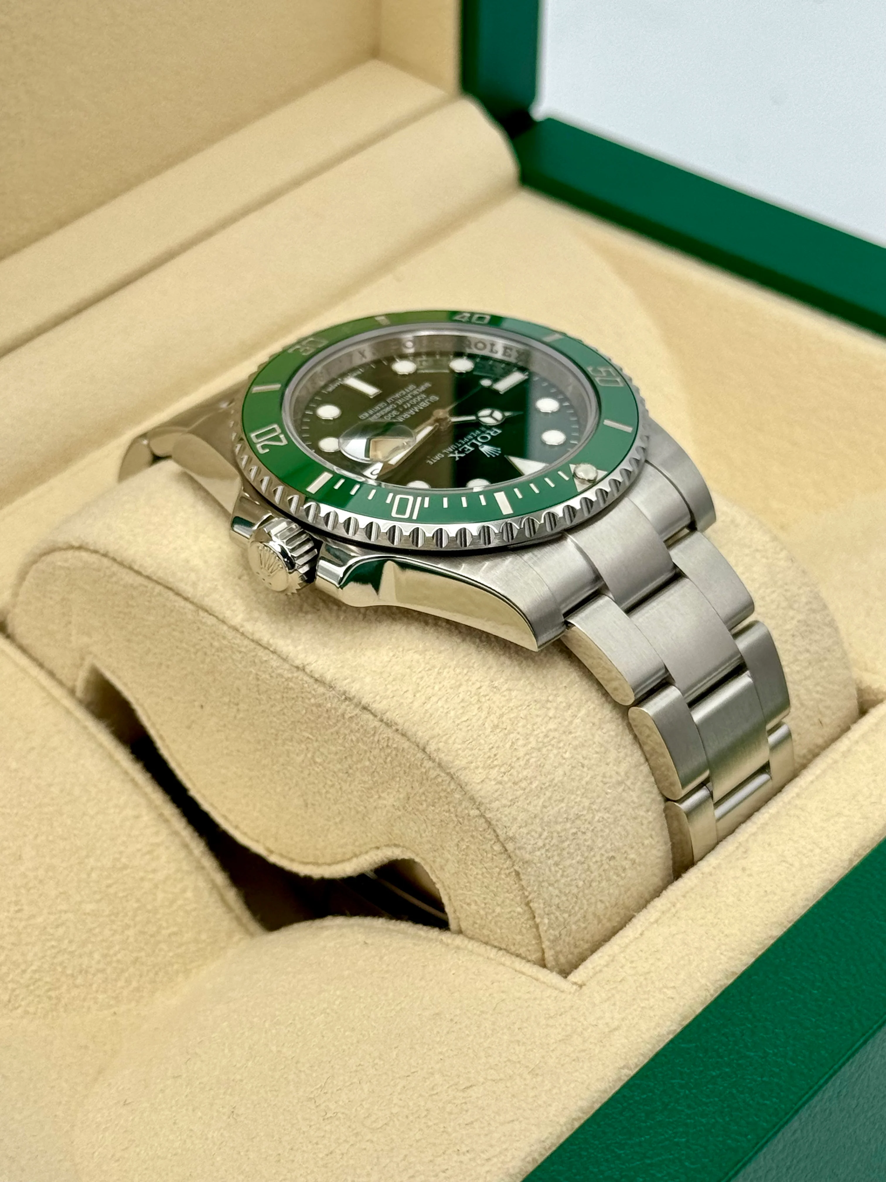 2014 Rolex Submariner "Hulk" 40mm 116610LV Green Dial - Image 8