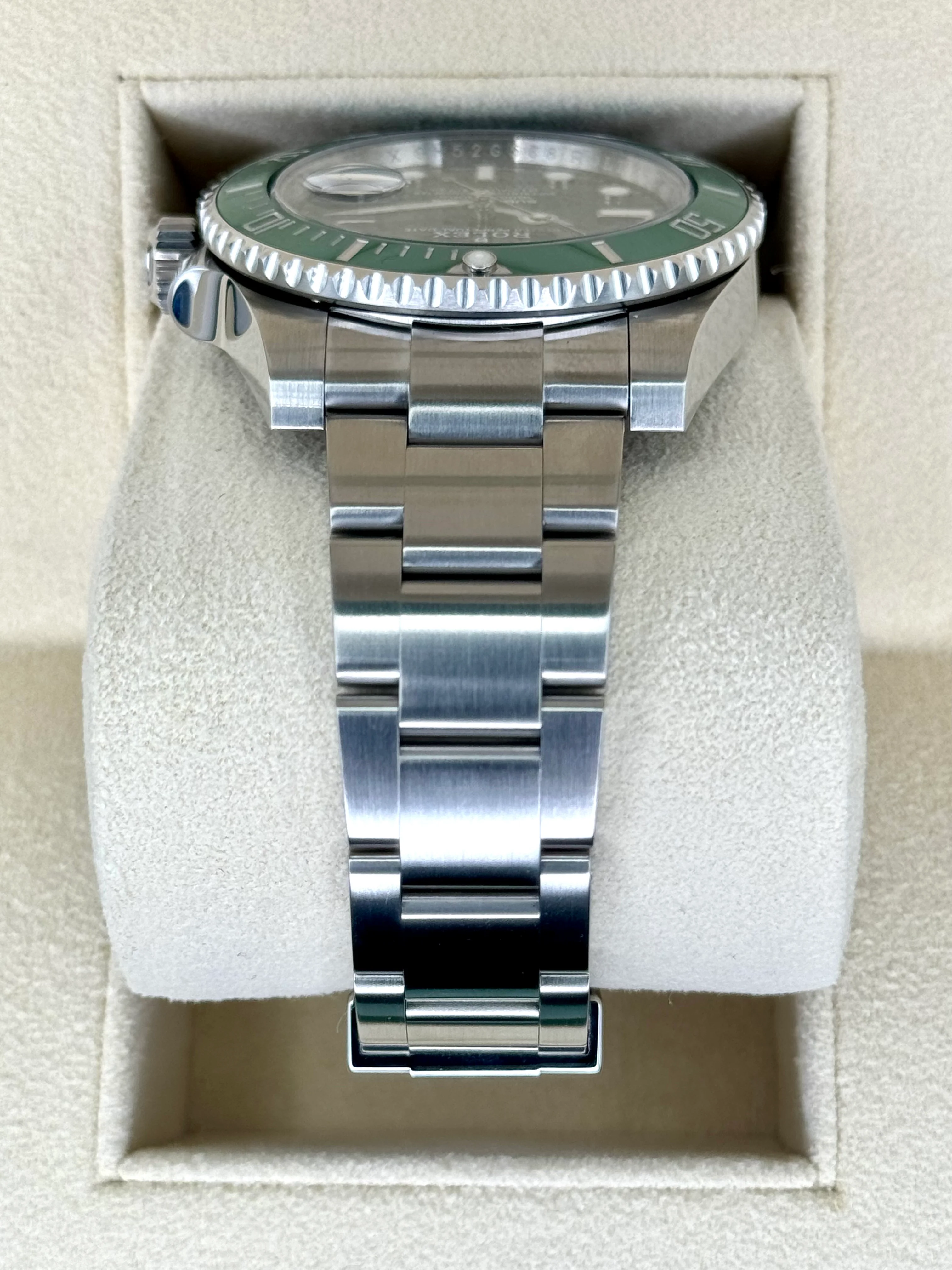 2019 Rolex Submariner "Hulk" 40mm 116610LV Green Dial - Image 4