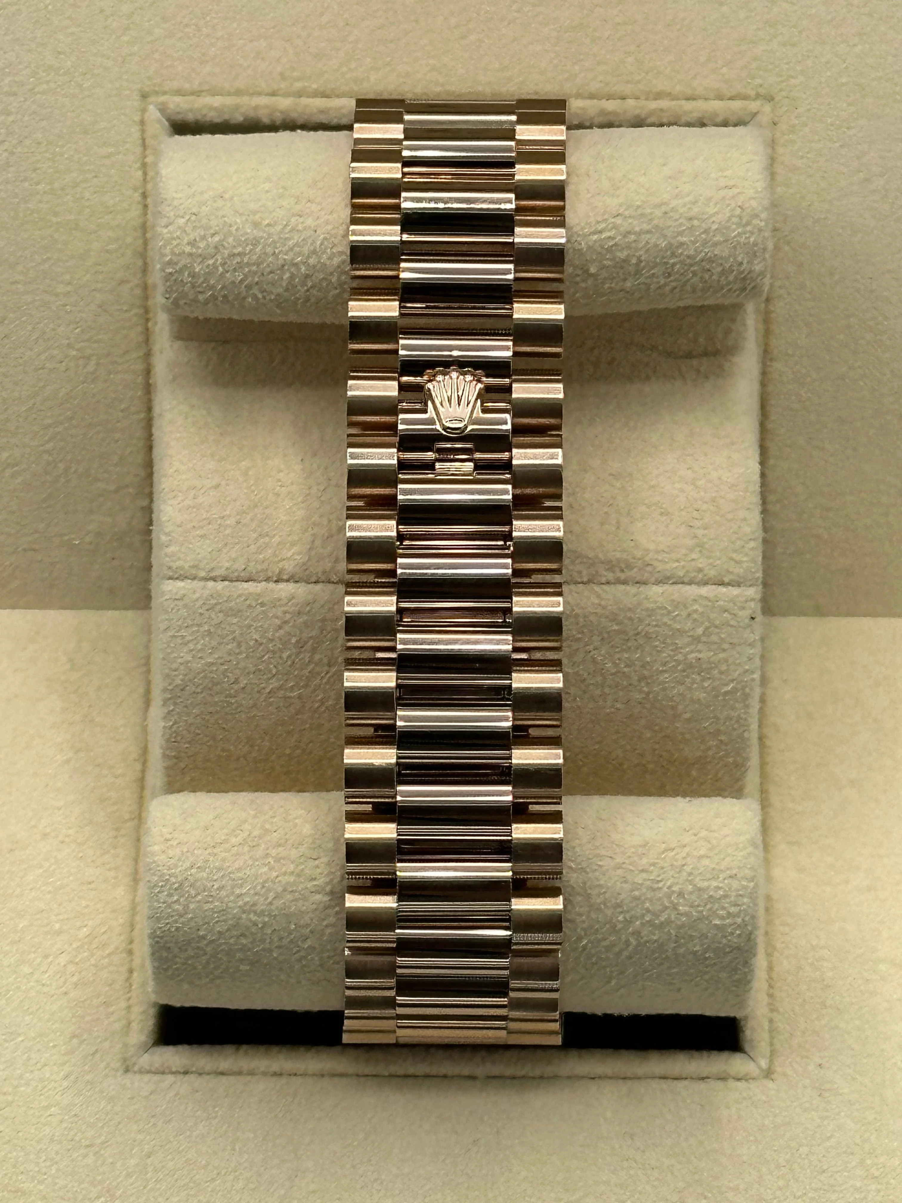 NEW 2023 Rolex Day-Date 40mm 228235 Presidential Rose Gold Sundust Dial - Image 6