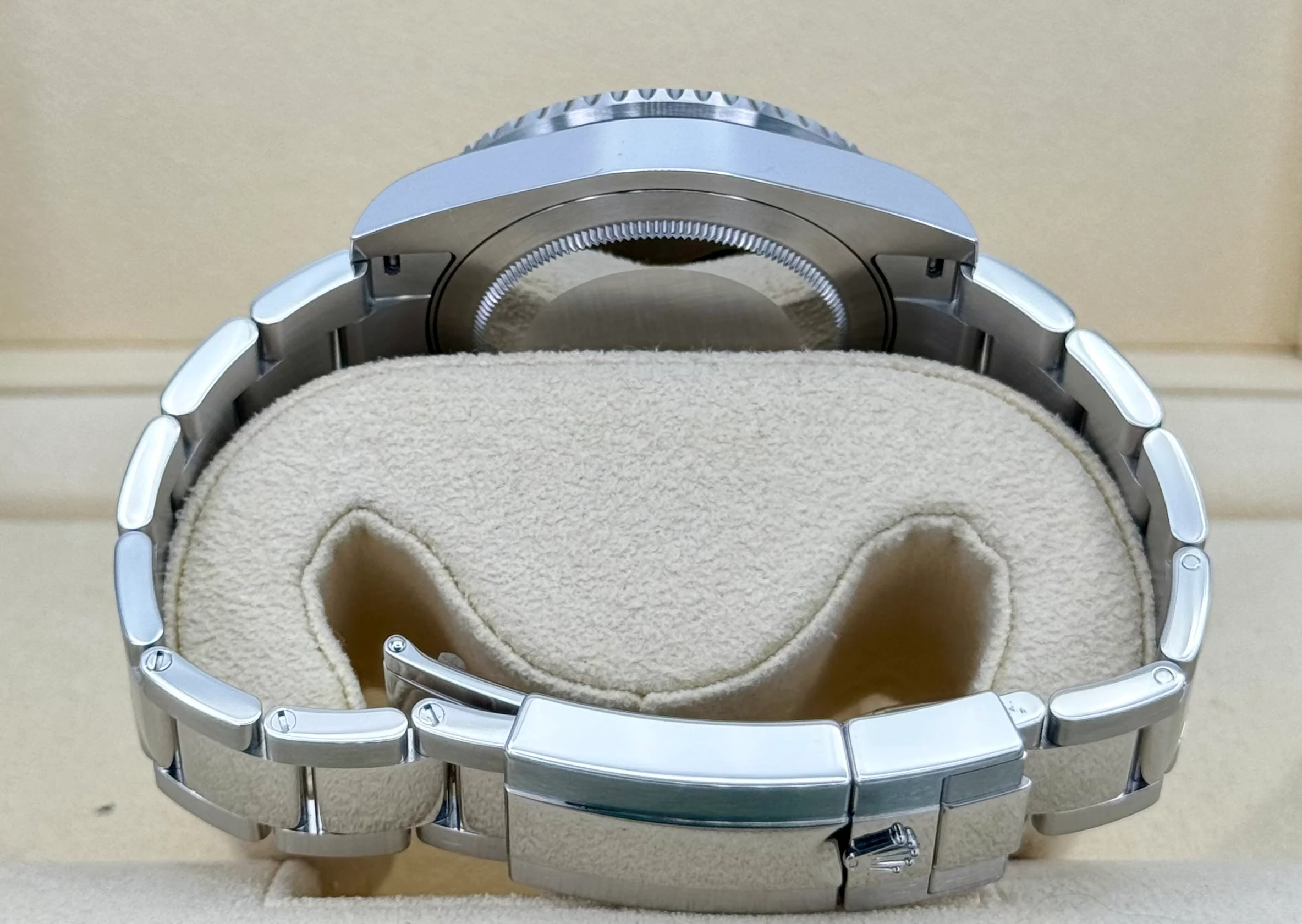 2022 Rolex GMT-Master II "Pepsi" 40mm 126710BLRO Oyster - Image 10