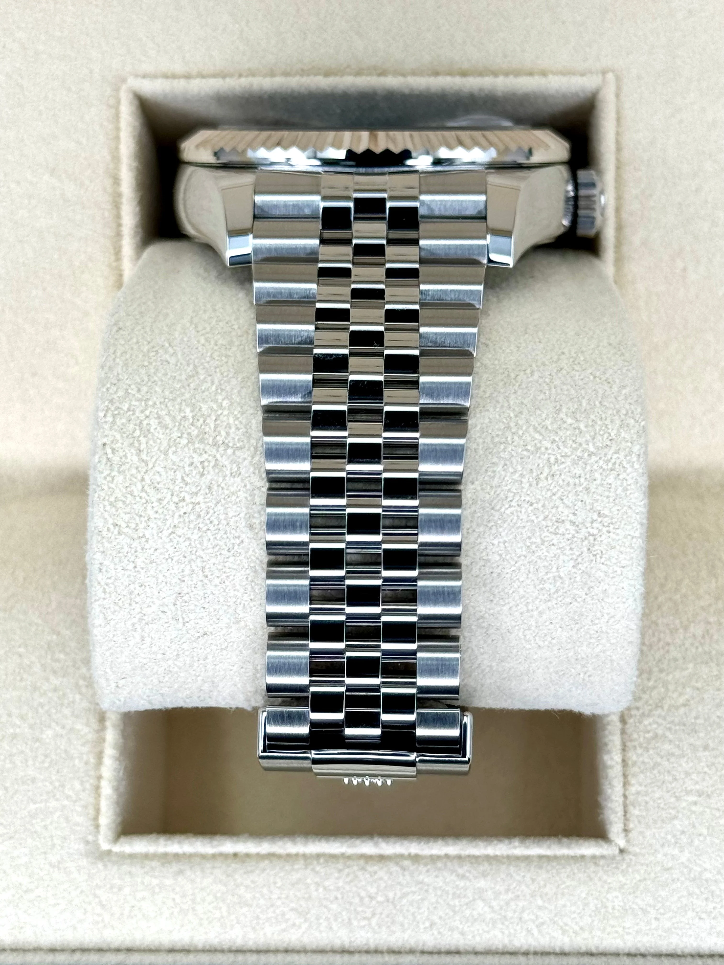 NEW 2024 Rolex Sky-Dweller 42mm 336934 Jubilee Black Dial - Image 3