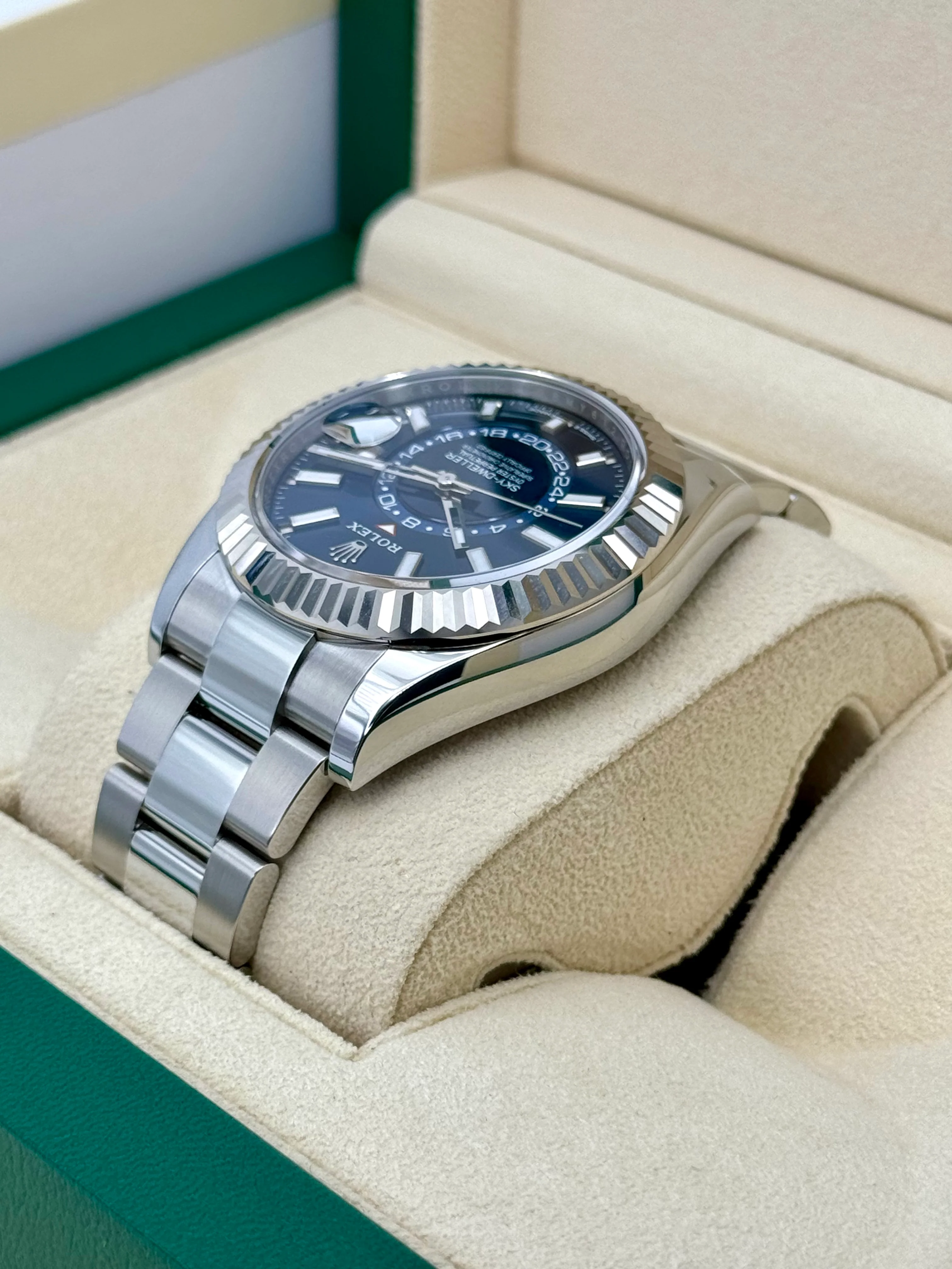 NEW 2024 Rolex Sky-Dweller 42mm 336934 Oyster Blue Dial - Image 7