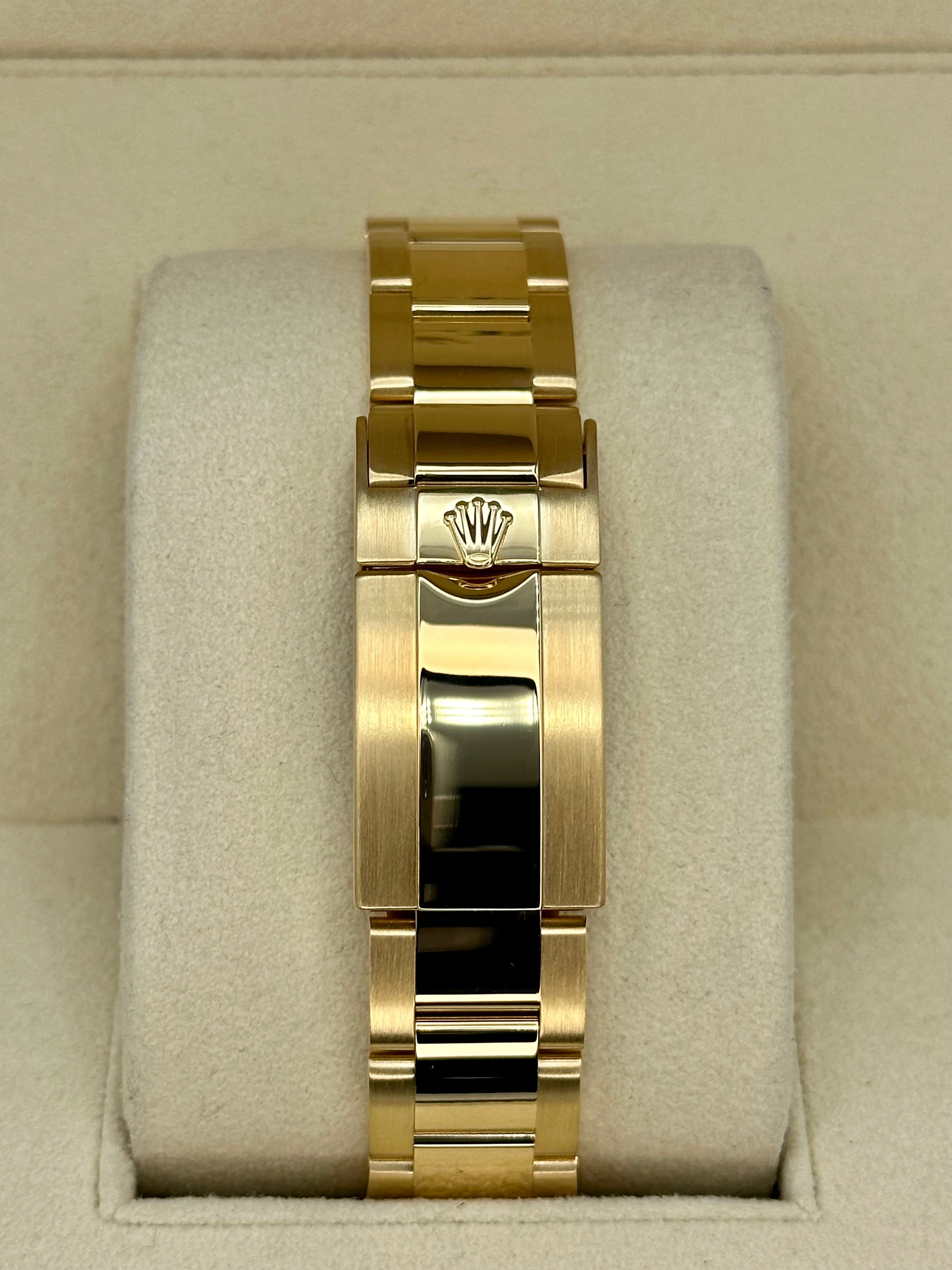 Rolex Daytona "John Mayer" 40mm 116508 Yellow Gold Green Dial - Image 2