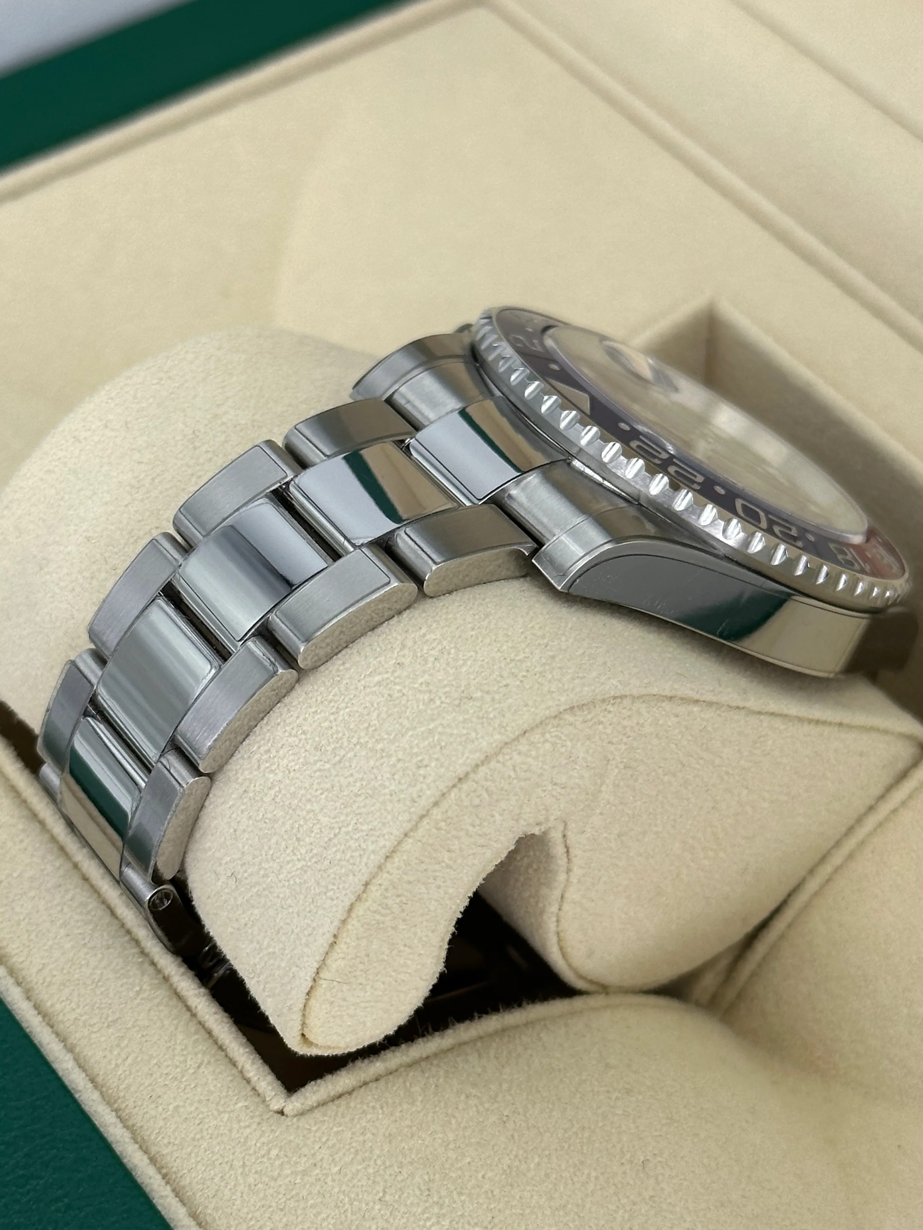 2022 Rolex GMT-Master II "Pepsi" 40mm 126710BLRO Oyster - Image 7