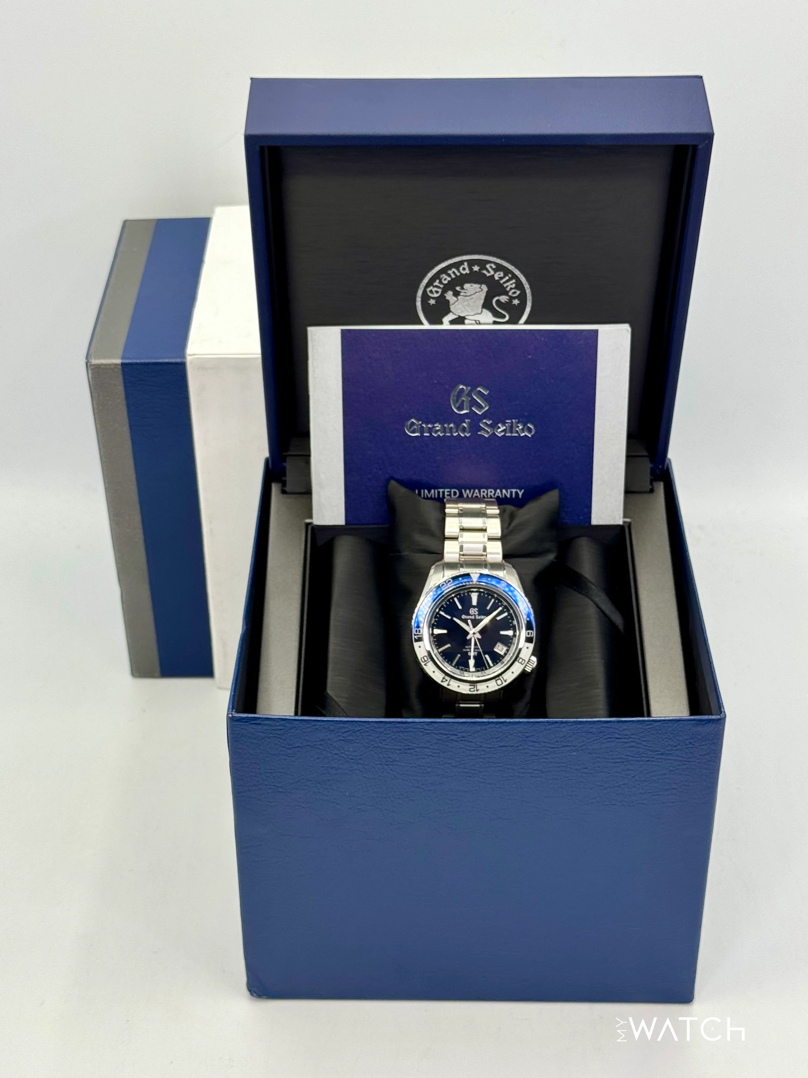 Grand Seiko GMT 44.2mm SBGJ237 Stainless Steel Blue Dial - Image 10
