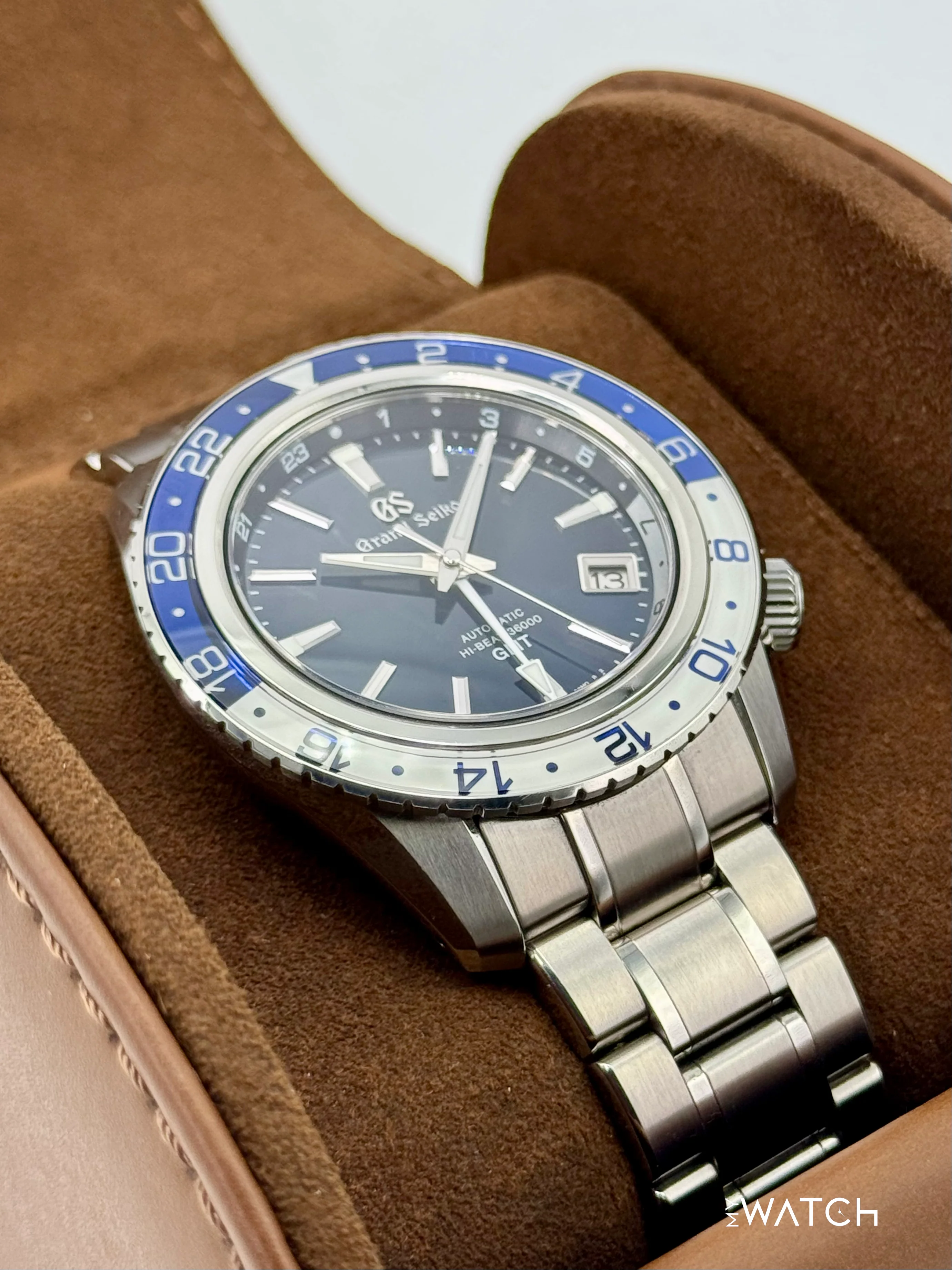 Grand Seiko GMT 44.2mm SBGJ237 Stainless Steel Blue Dial - Image 6