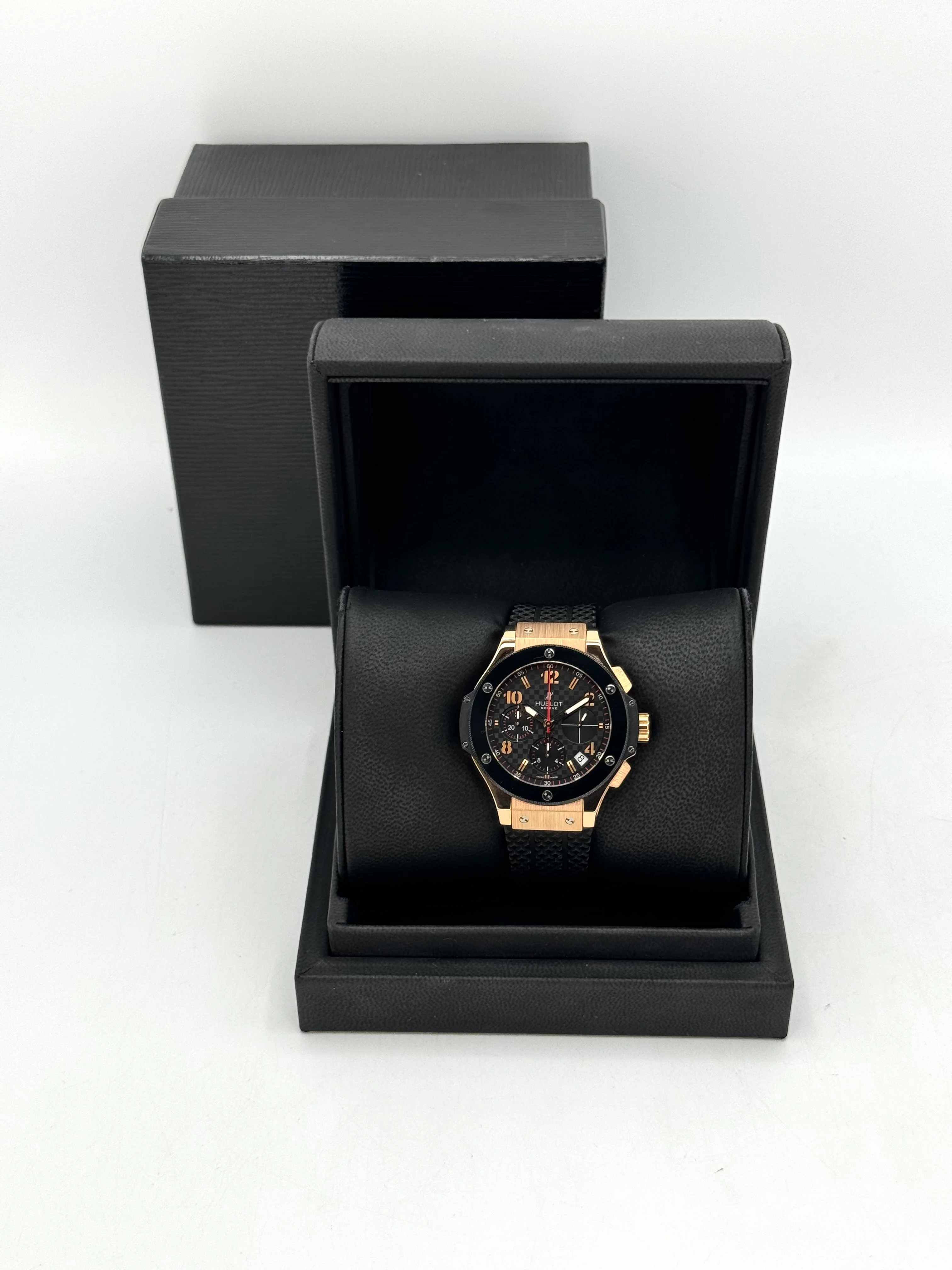 Big Bang Chronograph 41mm 341.PB.131.RX Rose Gold Black Dial - Image 11
