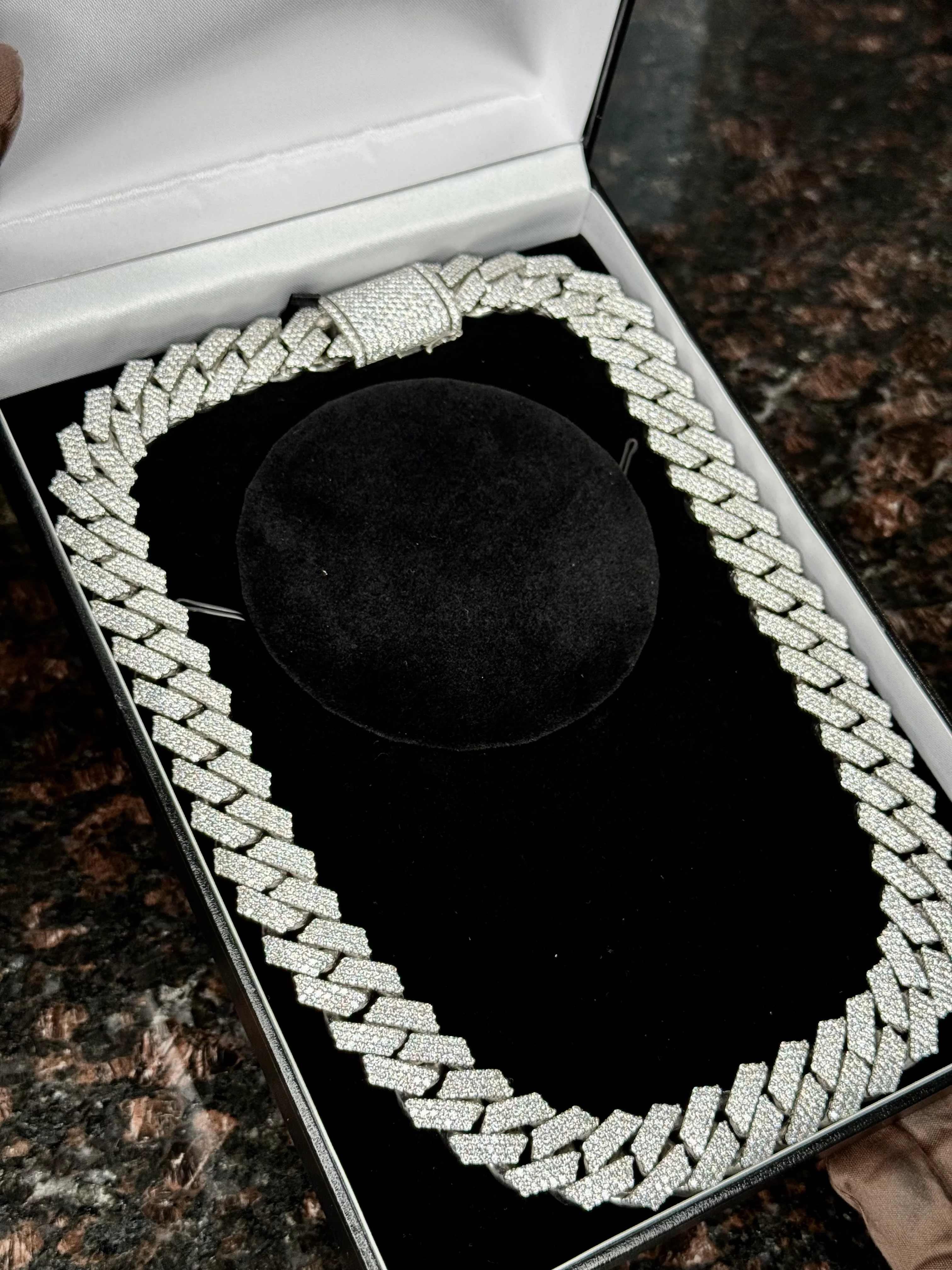 Iced Out Diamond Prong Cuban Link 14K White Gold Chain 423grams 66ct VS - Image 3