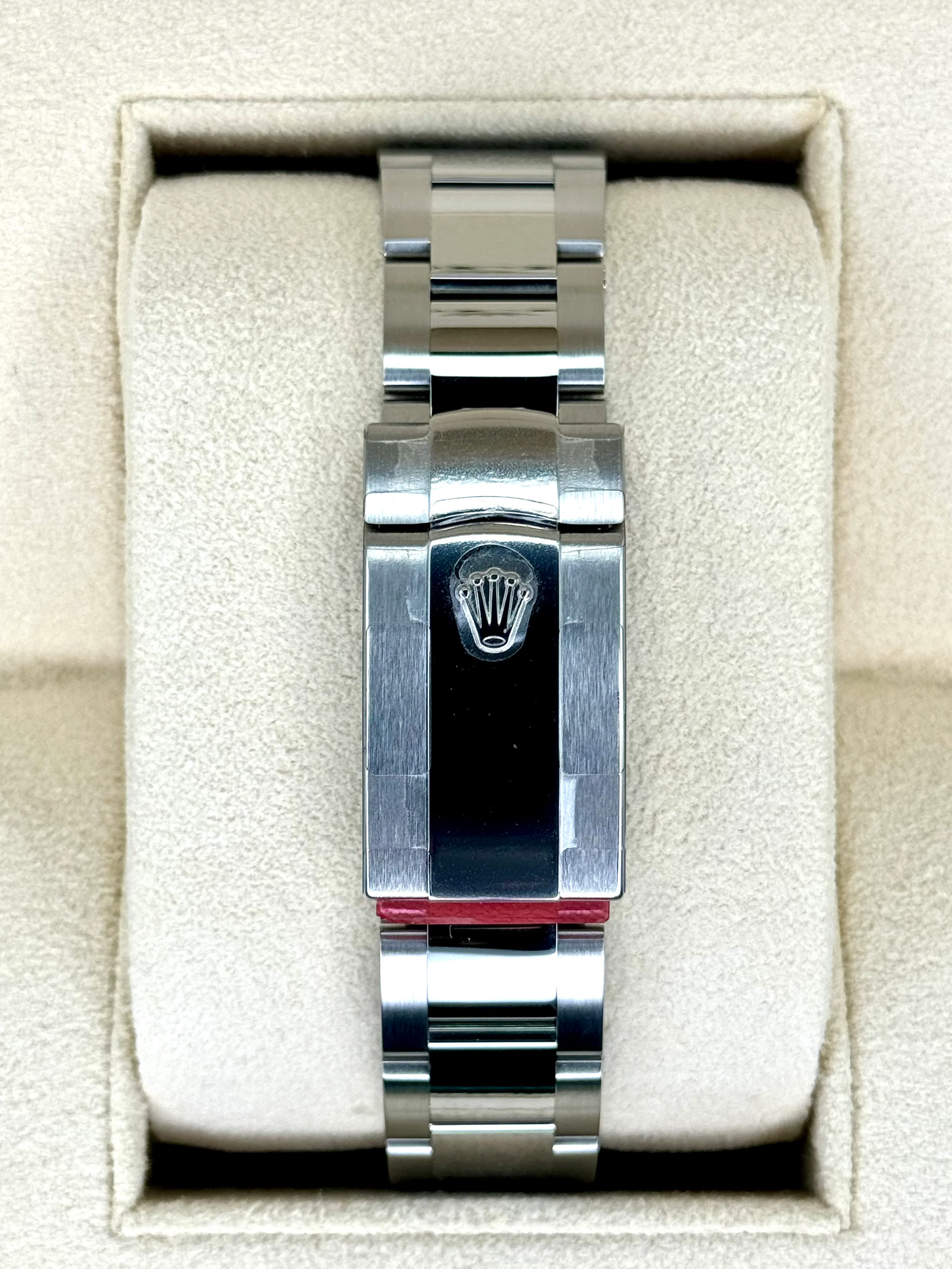NEW 2009 Rolex Milgauss 40mm 116400GV Black Dial - Image 2