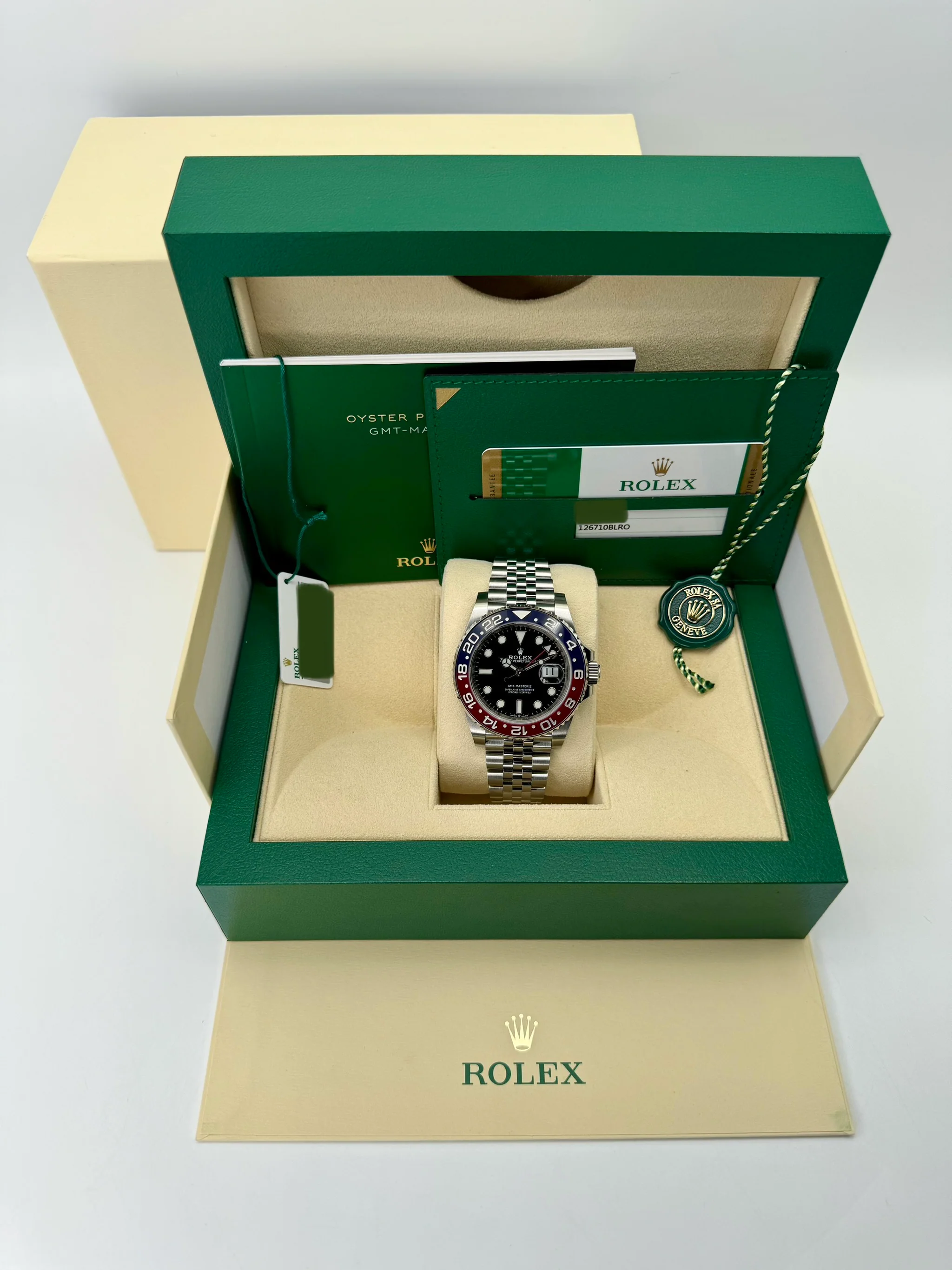 NEW 2019 GMT-Master II “Pepsi” 40mm 126710BLRO Jubilee - Image 12