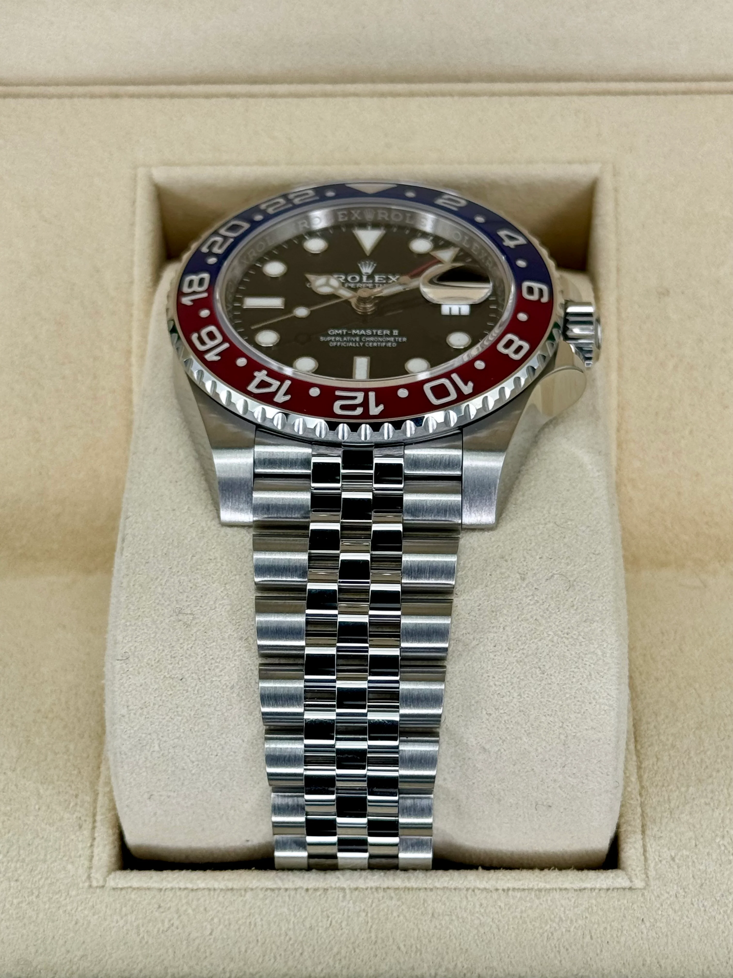 NEW 2019 GMT-Master II “Pepsi” 40mm 126710BLRO Jubilee - Image 3