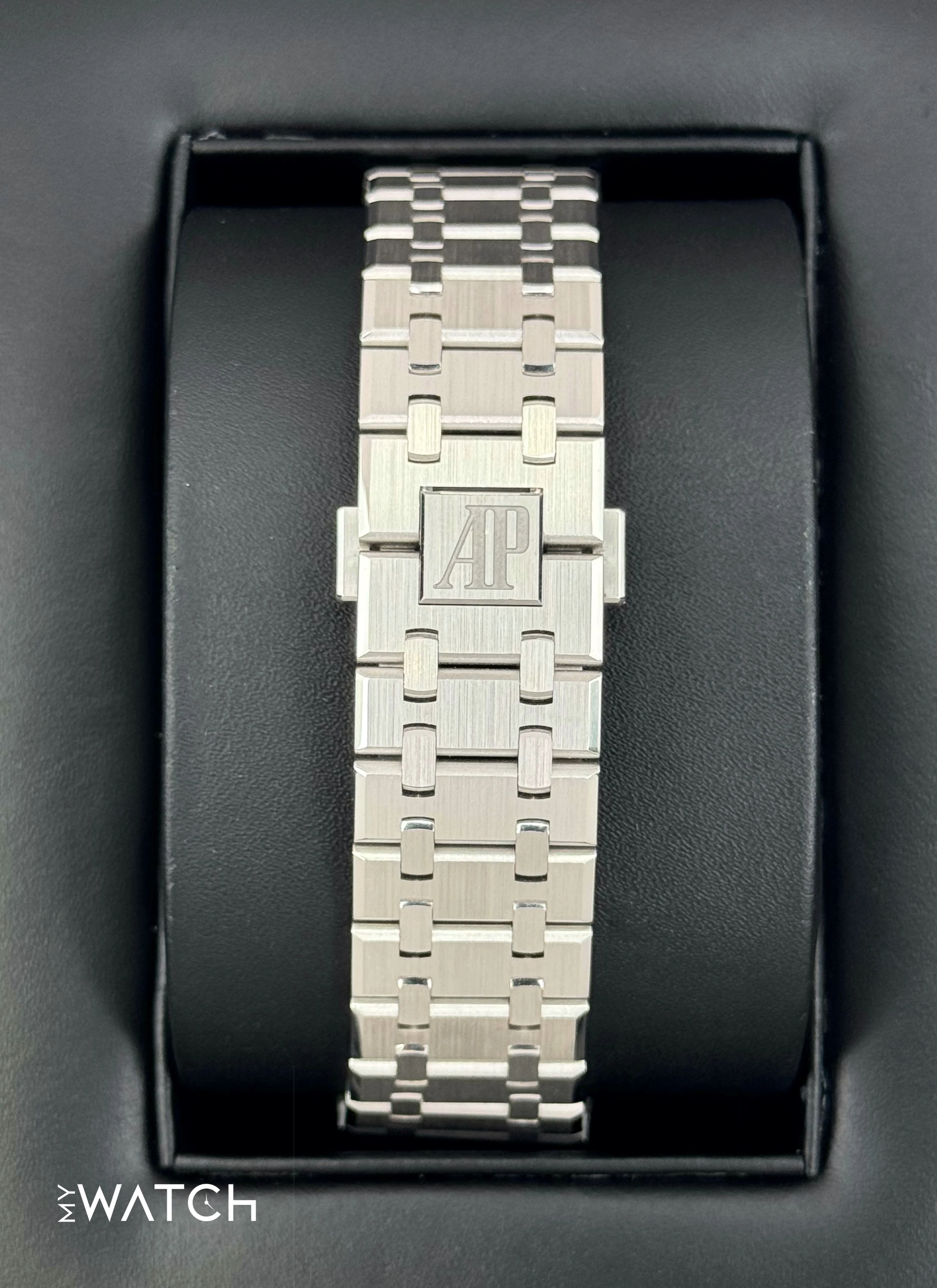 NEW 2021 Audemars Piguet  Royal Oak  41mm 15503BC Blue Dial - Image 2