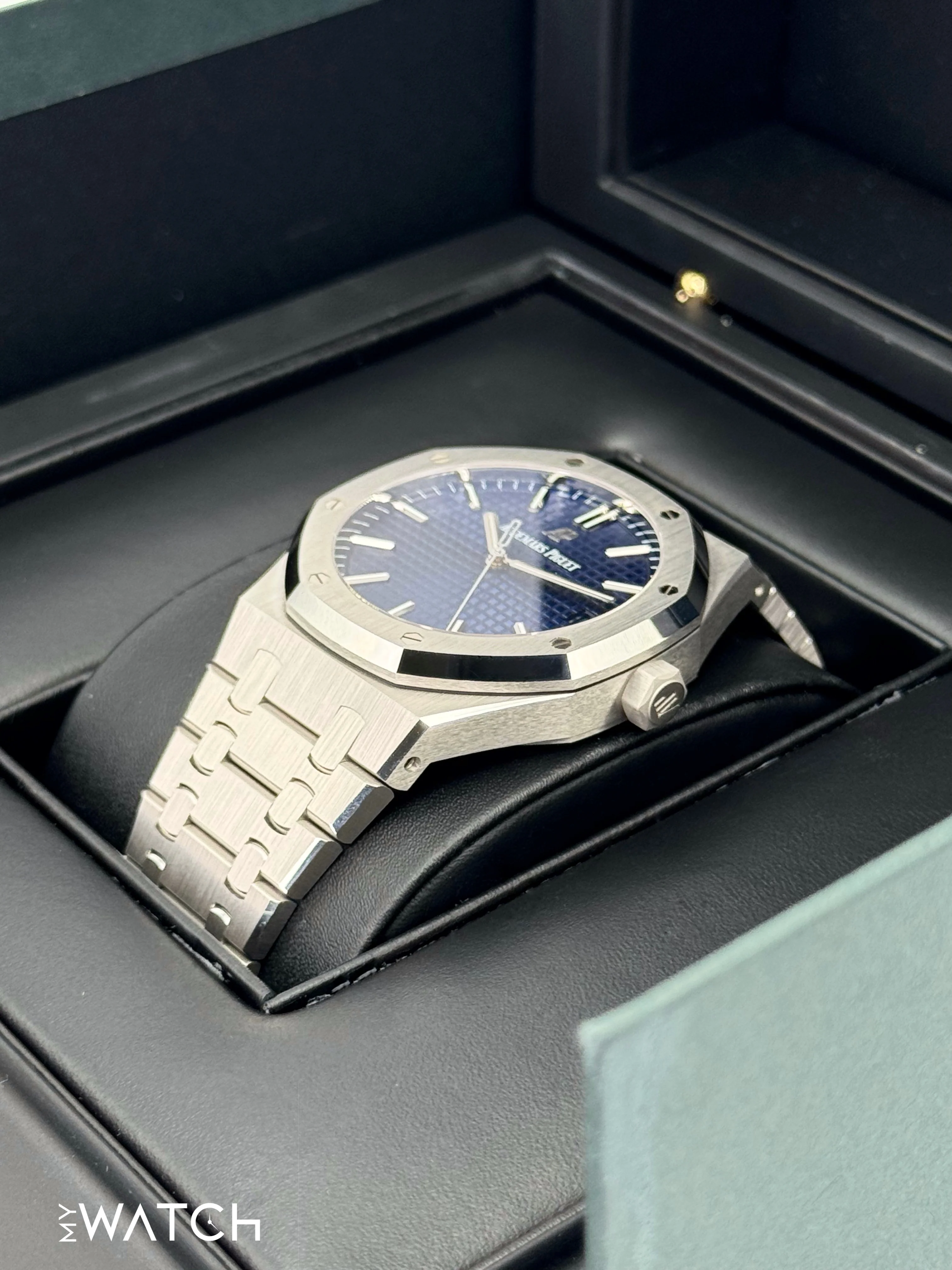 NEW 2021 Audemars Piguet  Royal Oak  41mm 15503BC Blue Dial - Image 5