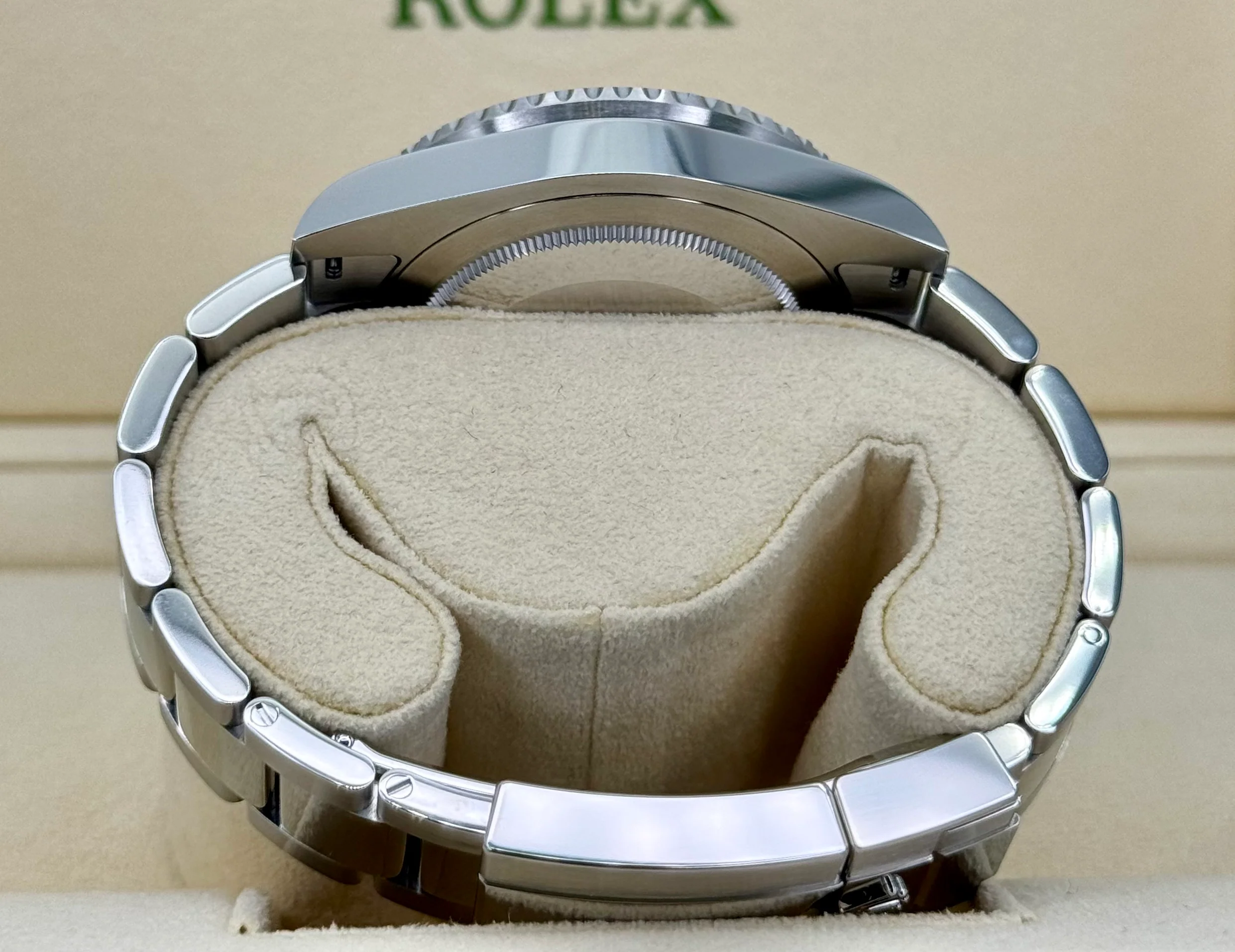 NEW 2022 GMT-Master II “Pepsi” 40mm 126710BLRO Oyster - Image 10