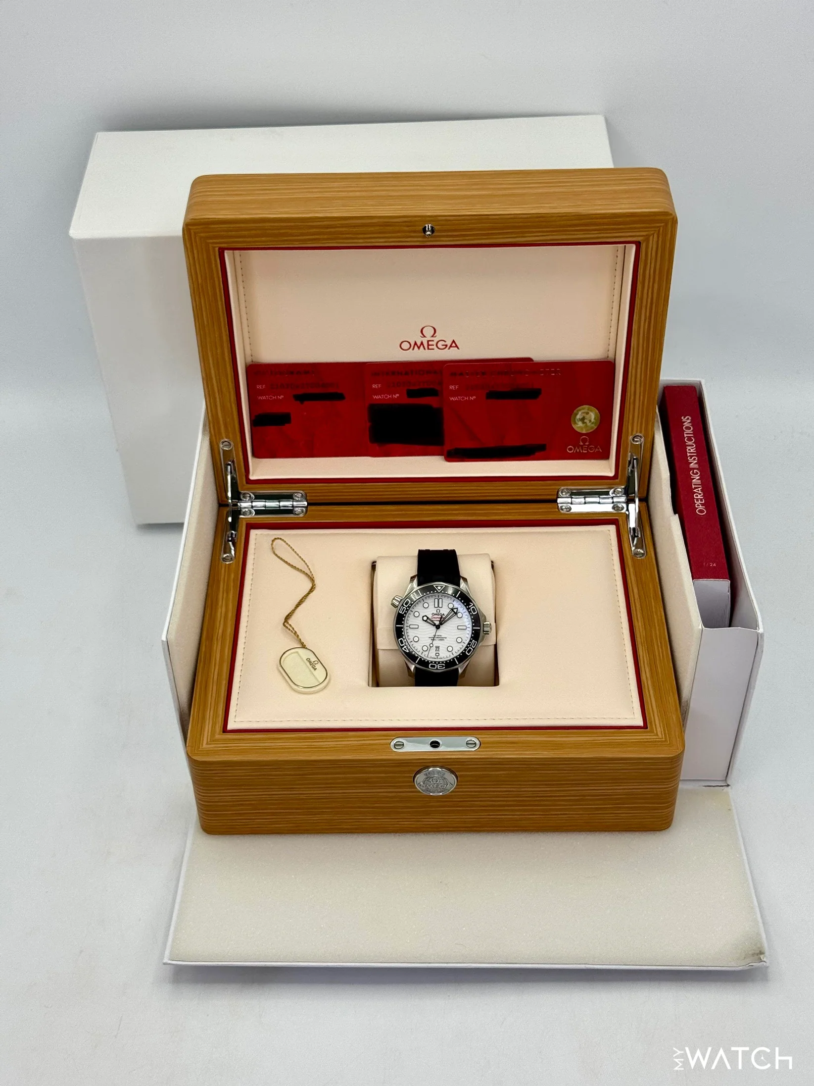 NEW 2022 Omega Seamaster Diver 300M 42mm 210.30.42.20.04.001 White Dial - Image 10