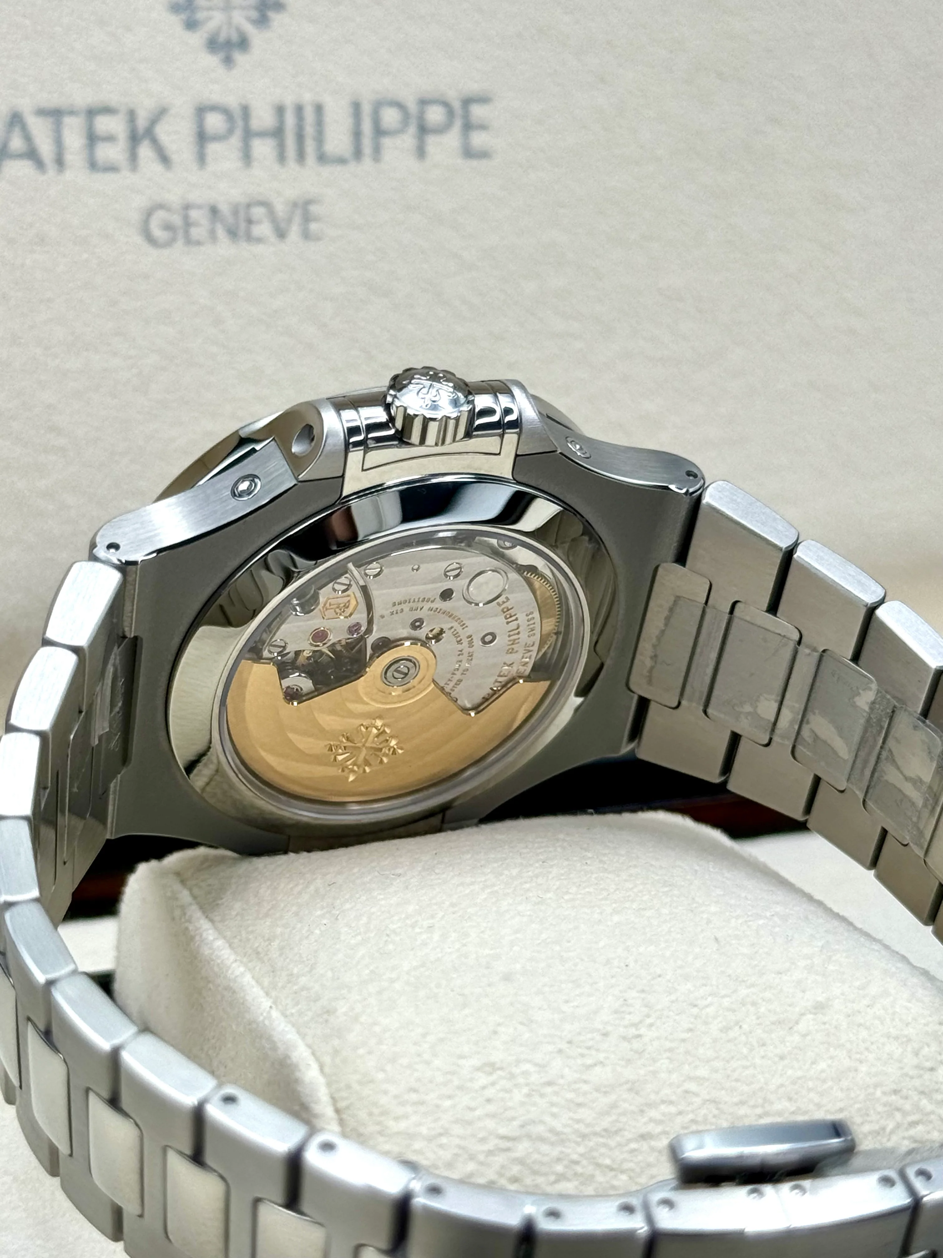 NEW 2022 Patek Philippe 40.5mm 5726/1A-014 Nautilus Moonphase Blue Dial - Image 9
