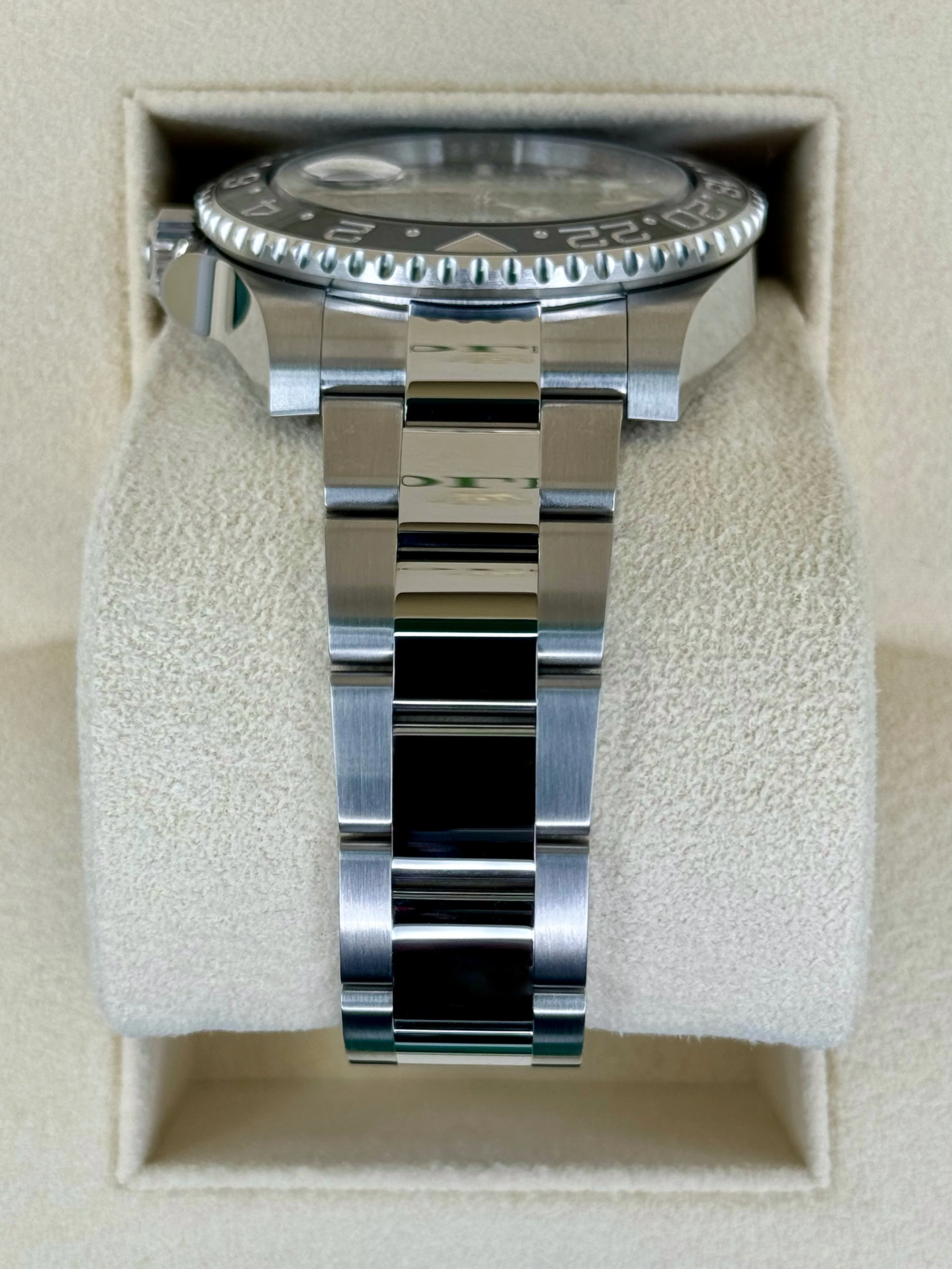 NEW 2022 Rolex GMT-Master II 40mm 116710LN Stainless Steel Black Dial - Image 4
