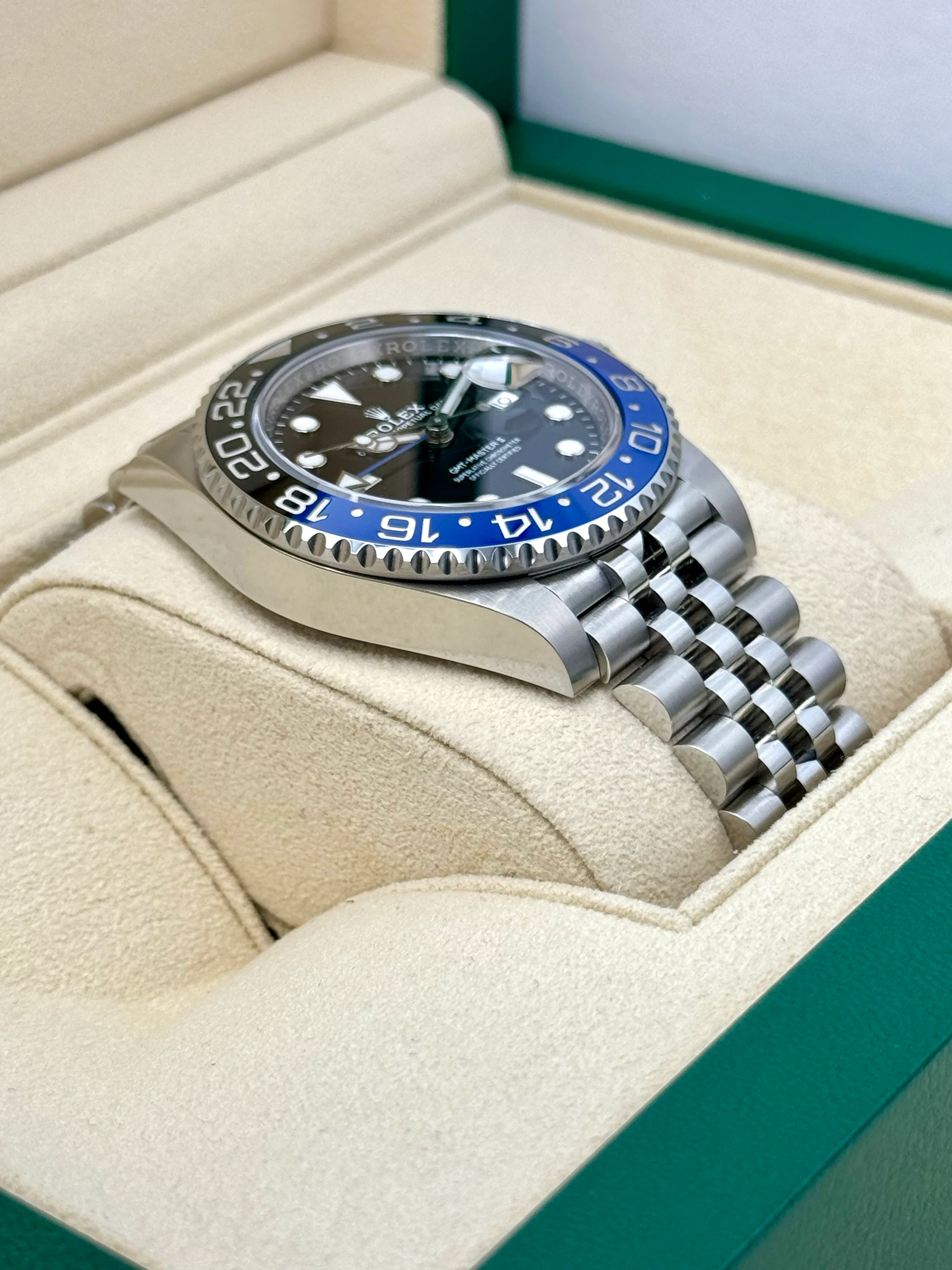 NEW 2022 Rolex GMT-Master II "Batgirl" 40mm 126710BLNR Jubilee Black Dial - Image 6