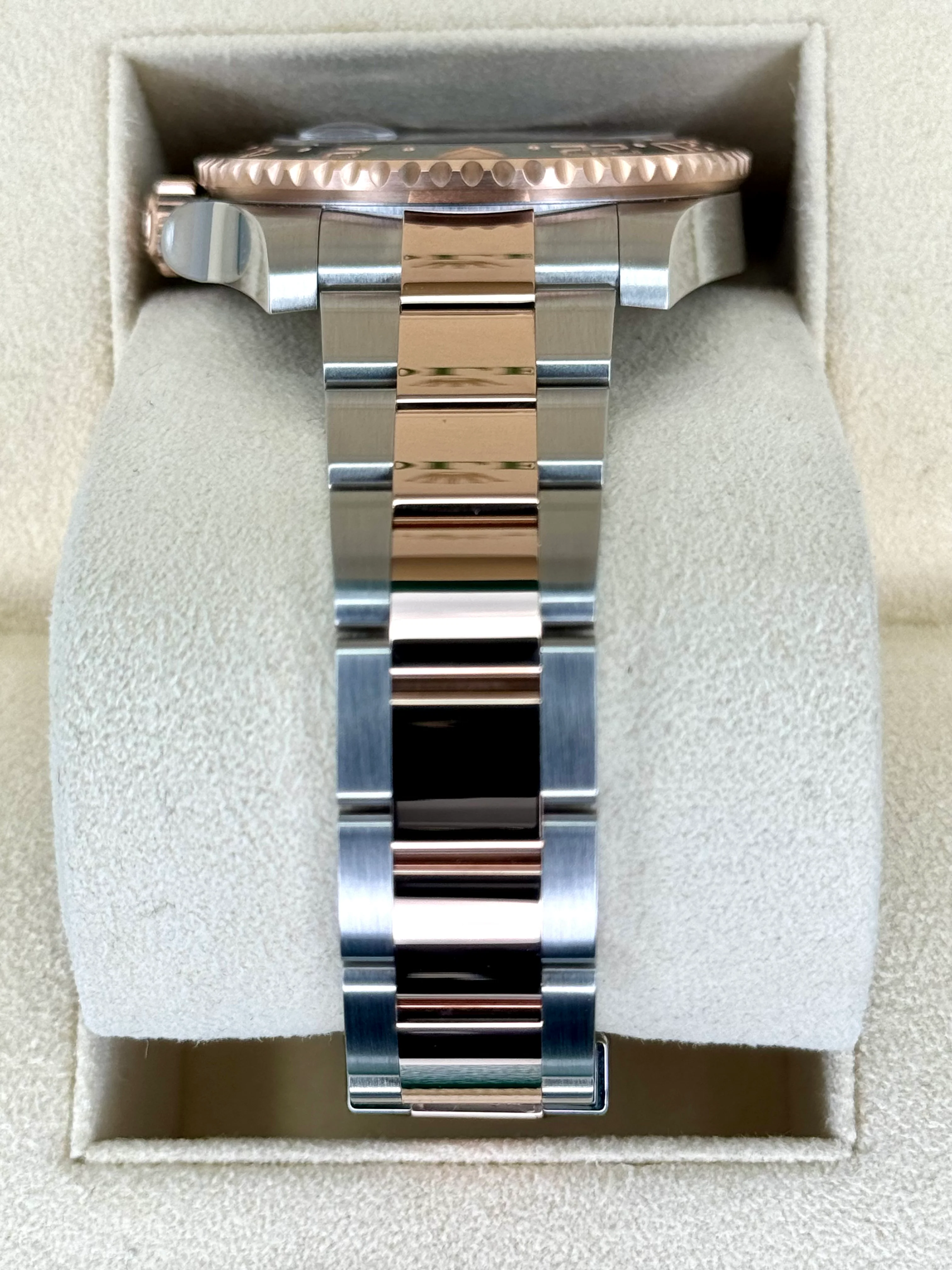 NEW 2022 Rolex GMT-Master II "Rootbeer" 40mm 126711CHNR Two-Tone - Image 4