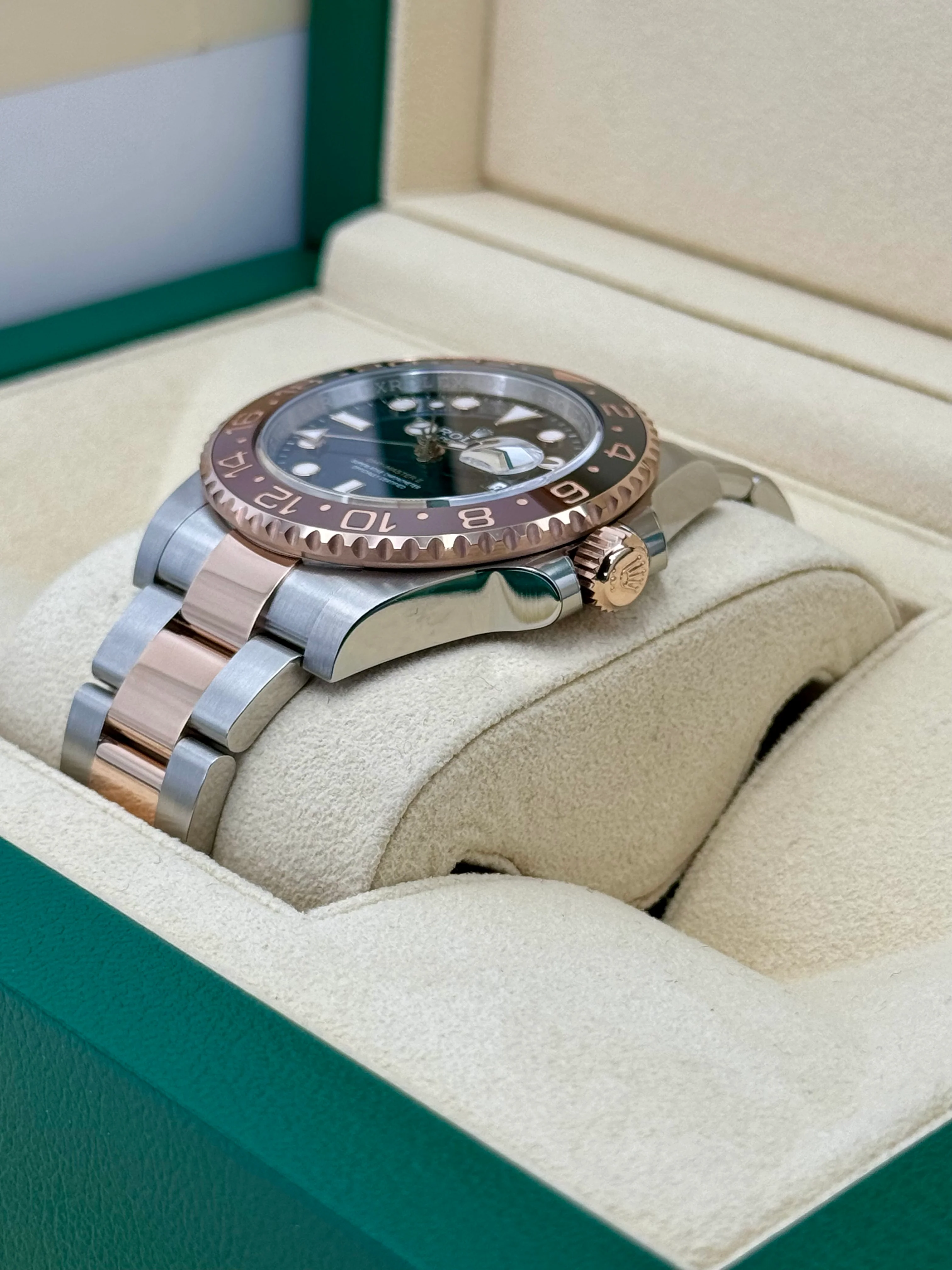 NEW 2022 Rolex GMT-Master II "Rootbeer" 40mm 126711CHNR Two-Tone - Image 5