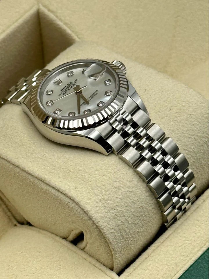 NEW 2022 Rolex Ladies Datejust 28mm 279174 Diamond Mother of Pearl Dial - Image 5