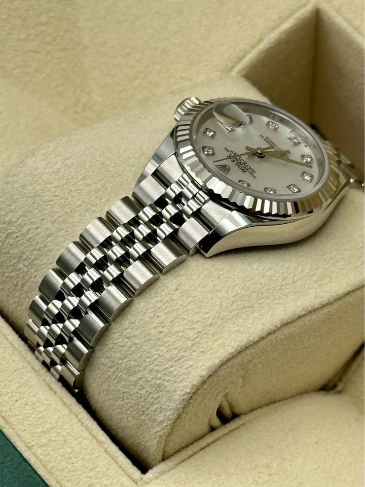 NEW 2022 Rolex Ladies Datejust 28mm 279174 Diamond Mother of Pearl Dial - Image 8