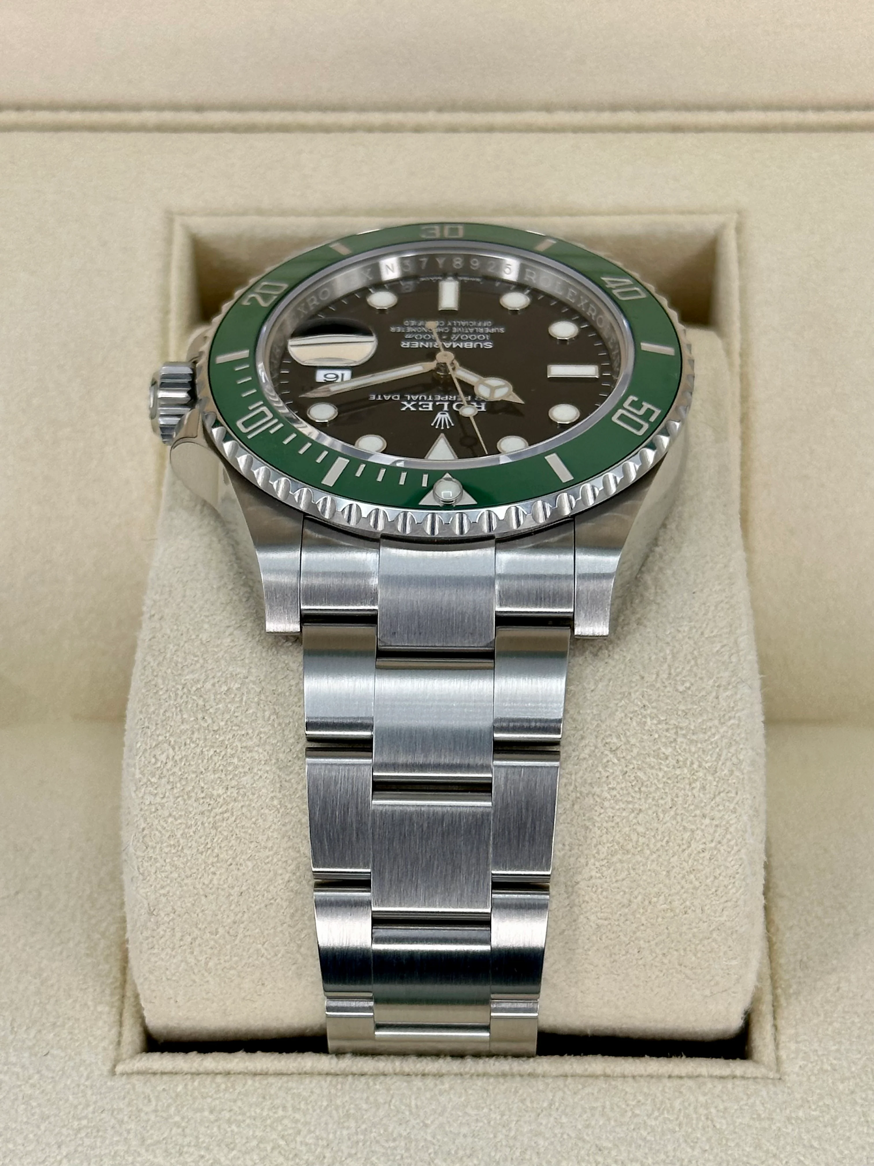 NEW 2022 Rolex Submariner “Starbucks” 41mm 126610LV Black Dial - Image 4