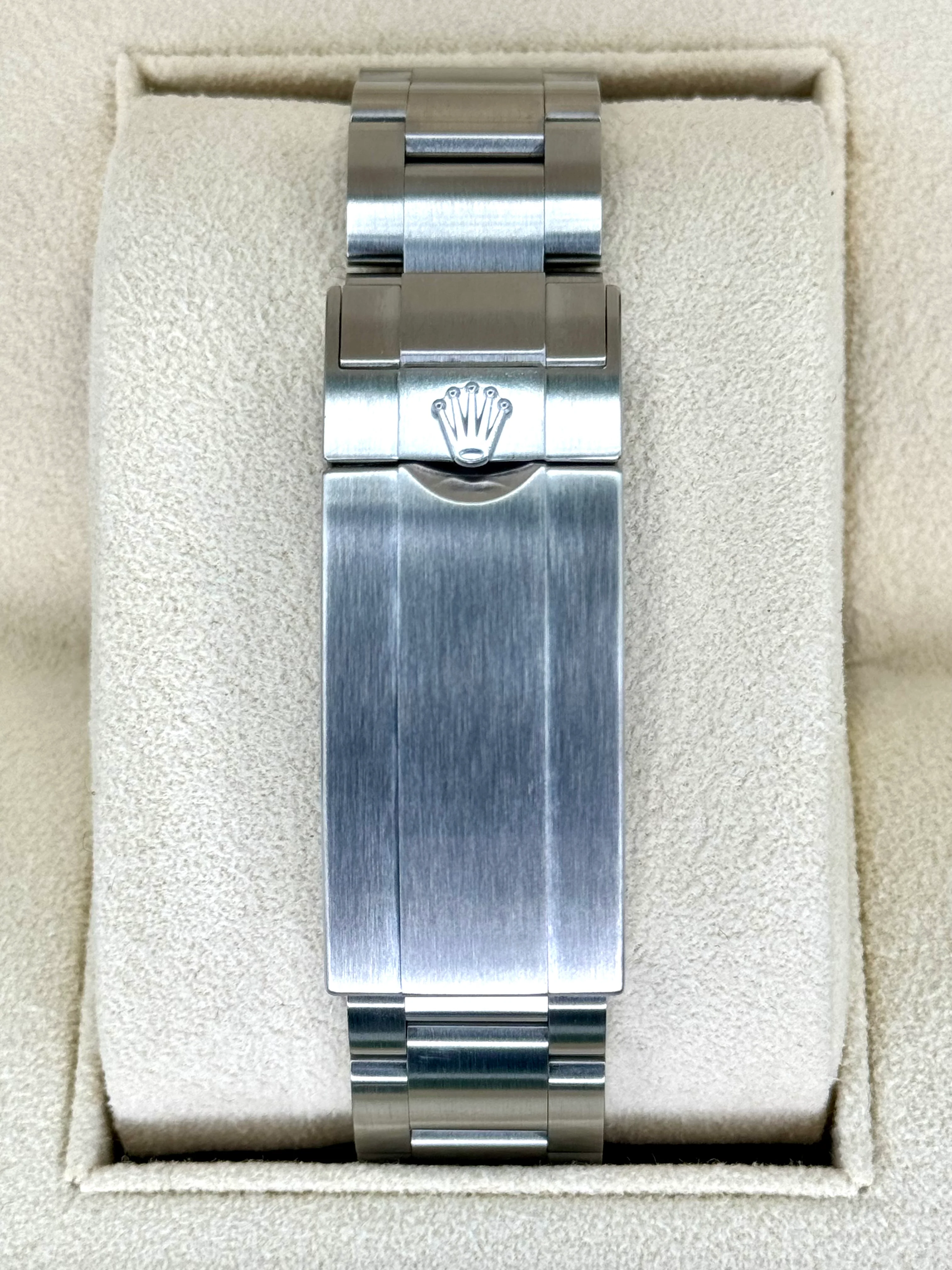 NEW 2022 Rolex Submariner 41mm 126610LN Stainless Steel Black Dial - Image 2