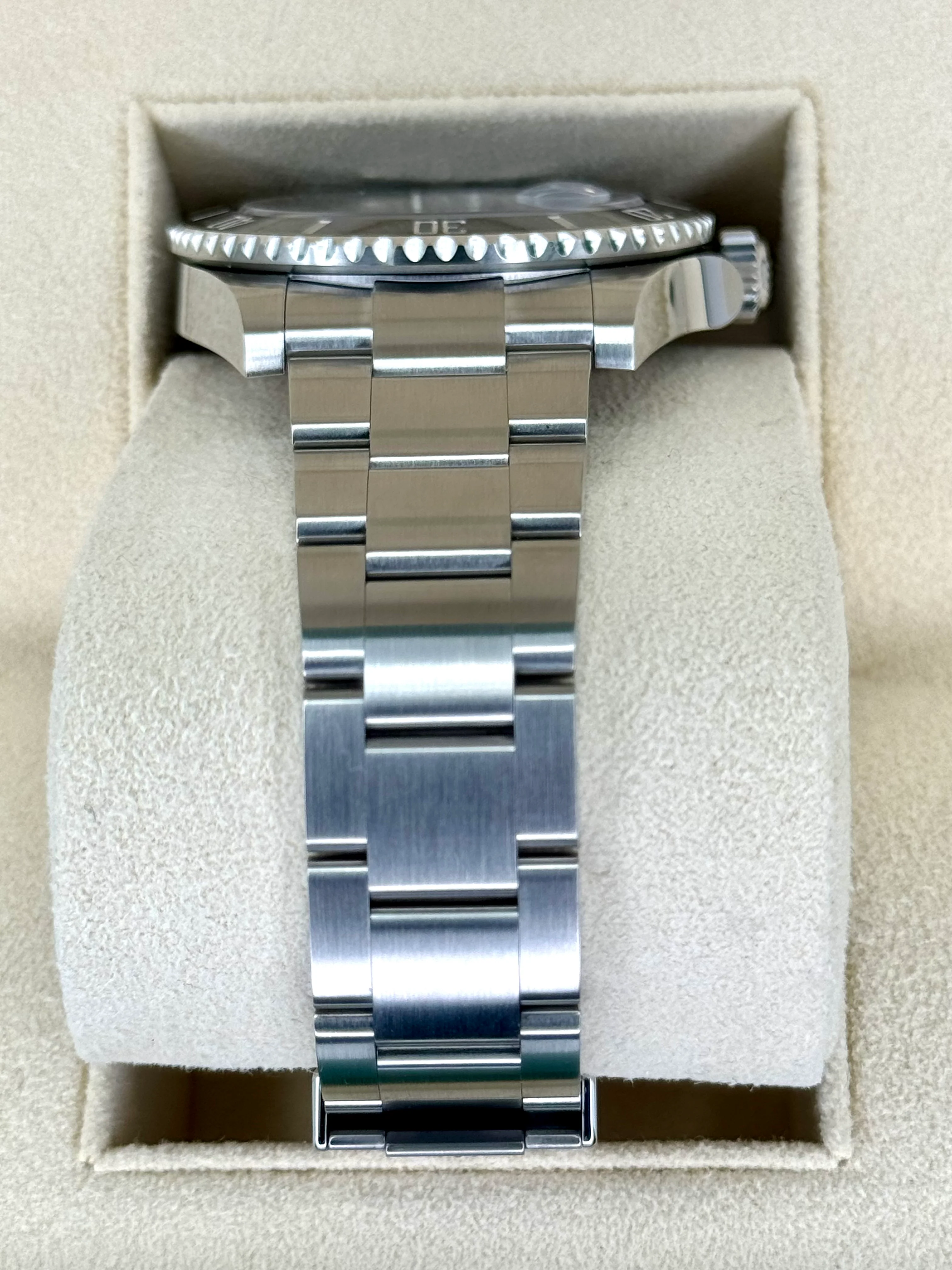 NEW 2022 Rolex Submariner 41mm 126610LN Stainless Steel Black Dial - Image 3