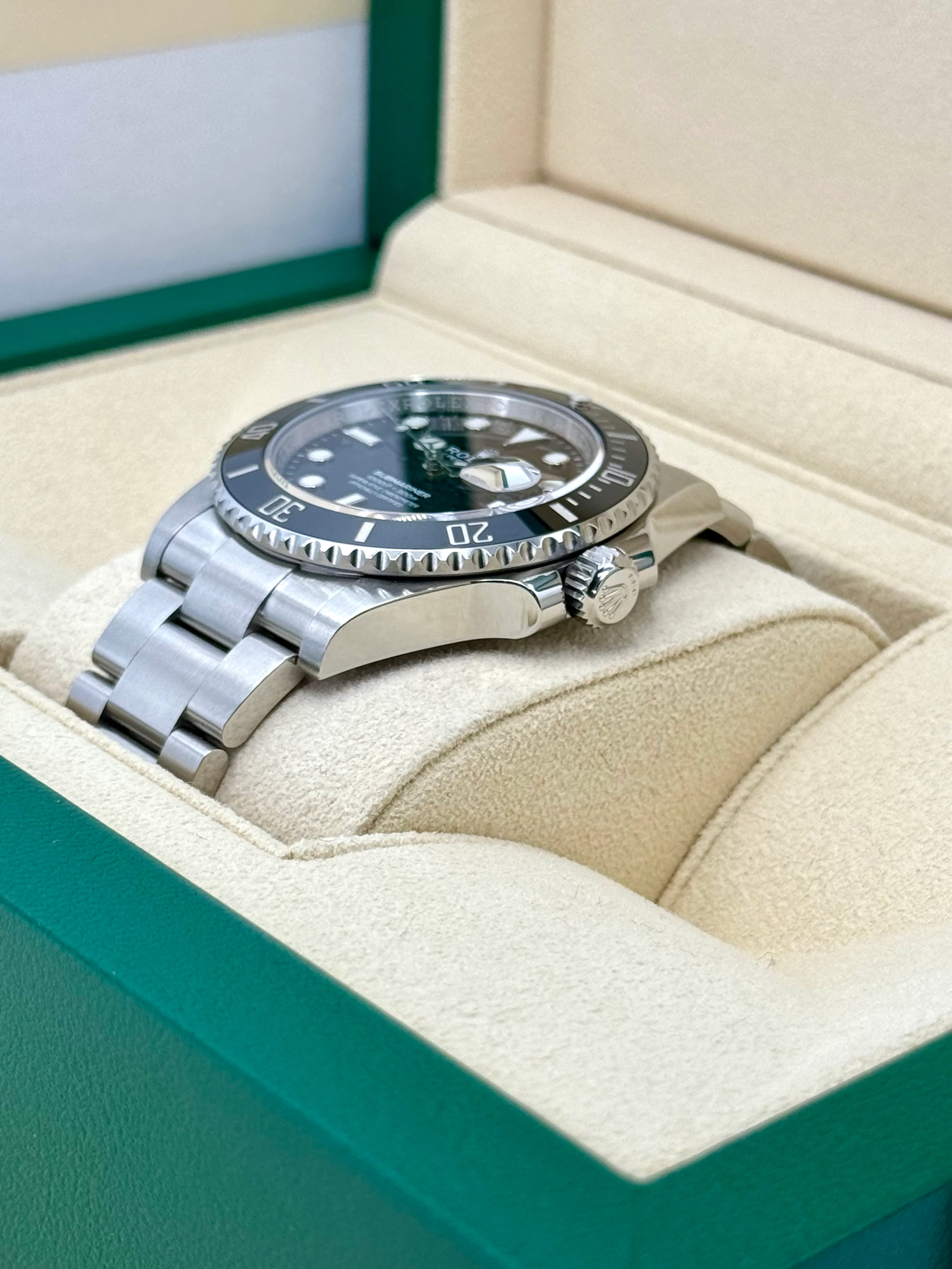 NEW 2022 Rolex Submariner 41mm 126610LN Stainless Steel Black Dial - Image 5
