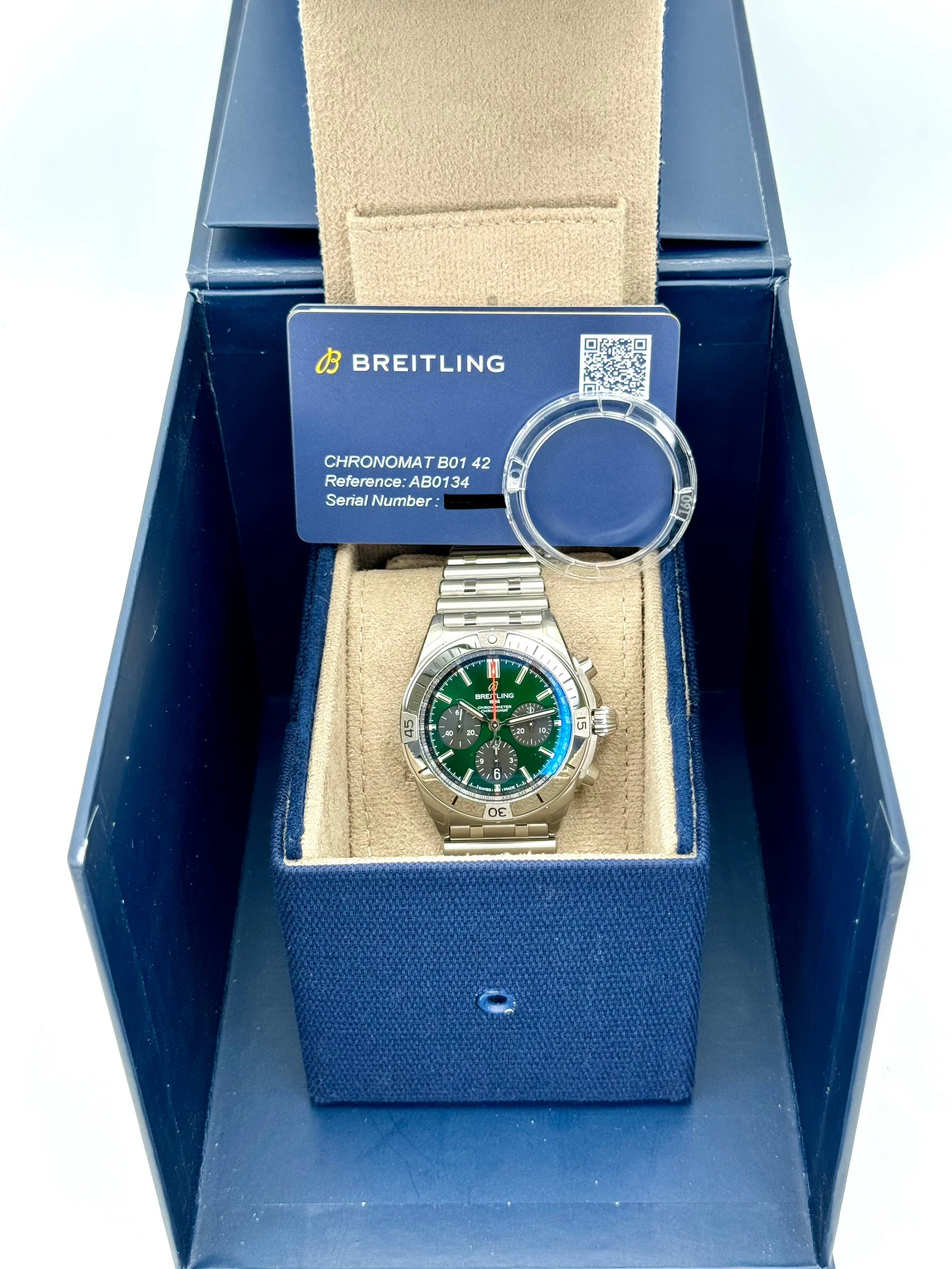 NEW 2023 Breitling Chronomat B01 42 AB0134 Stainless Steel Green Dial - Image 12