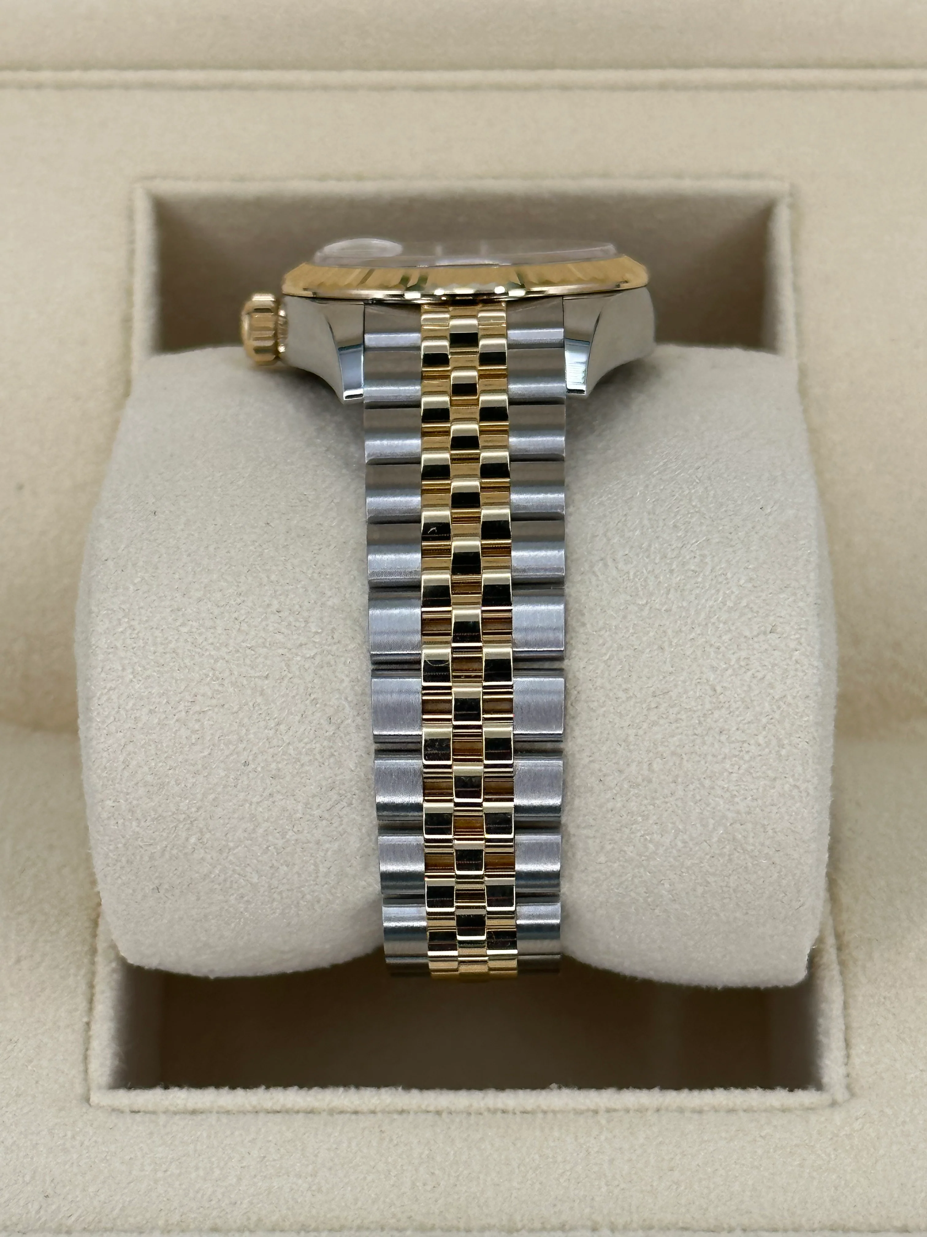 NEW 2023 Lady-Datejust 28mm 279173 Two-Tone Gold Stick Dial - Image 4