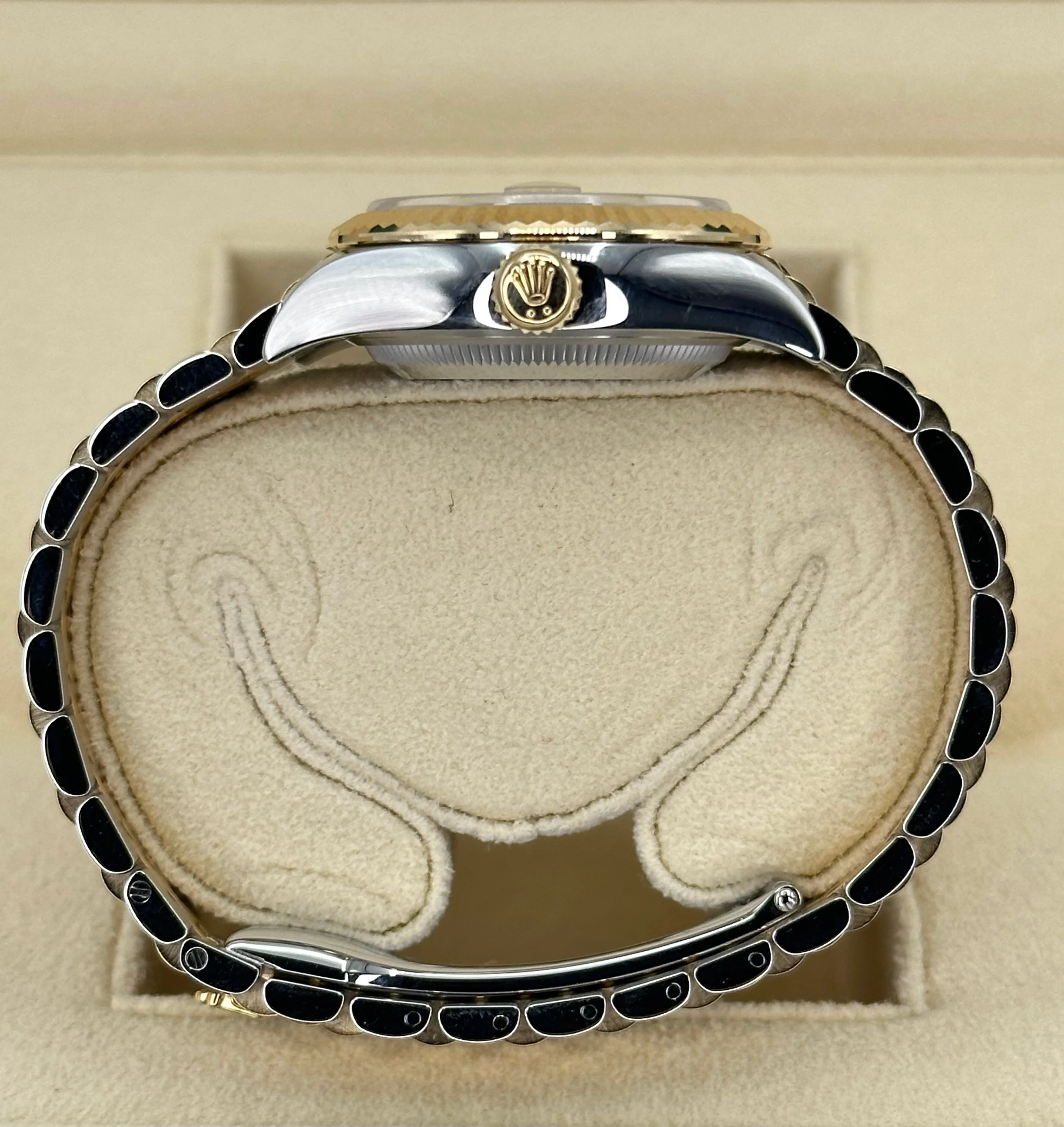 NEW 2023 Lady-Datejust 28mm 279173 Two-Tone Gold Stick Dial - Image 9