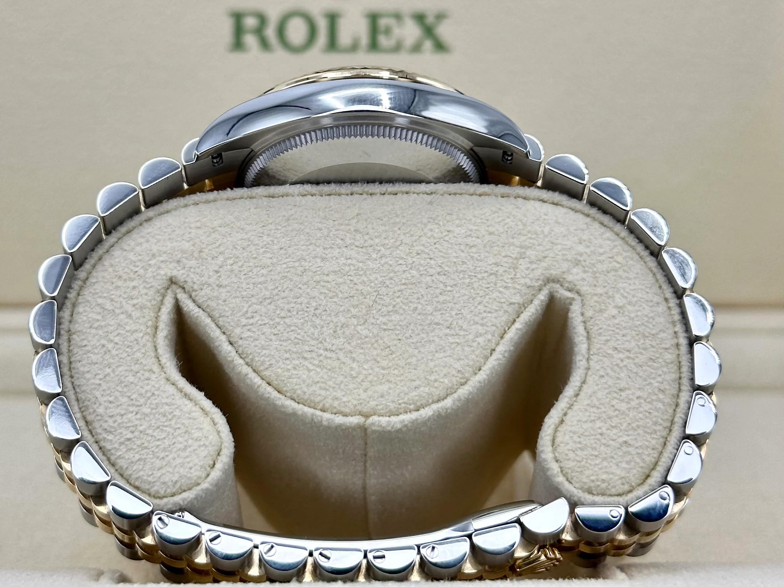 NEW 2023 Rolex Datejust 31mm 278273 Two-Tone Jubilee MOP Diamond Dial - Image 10