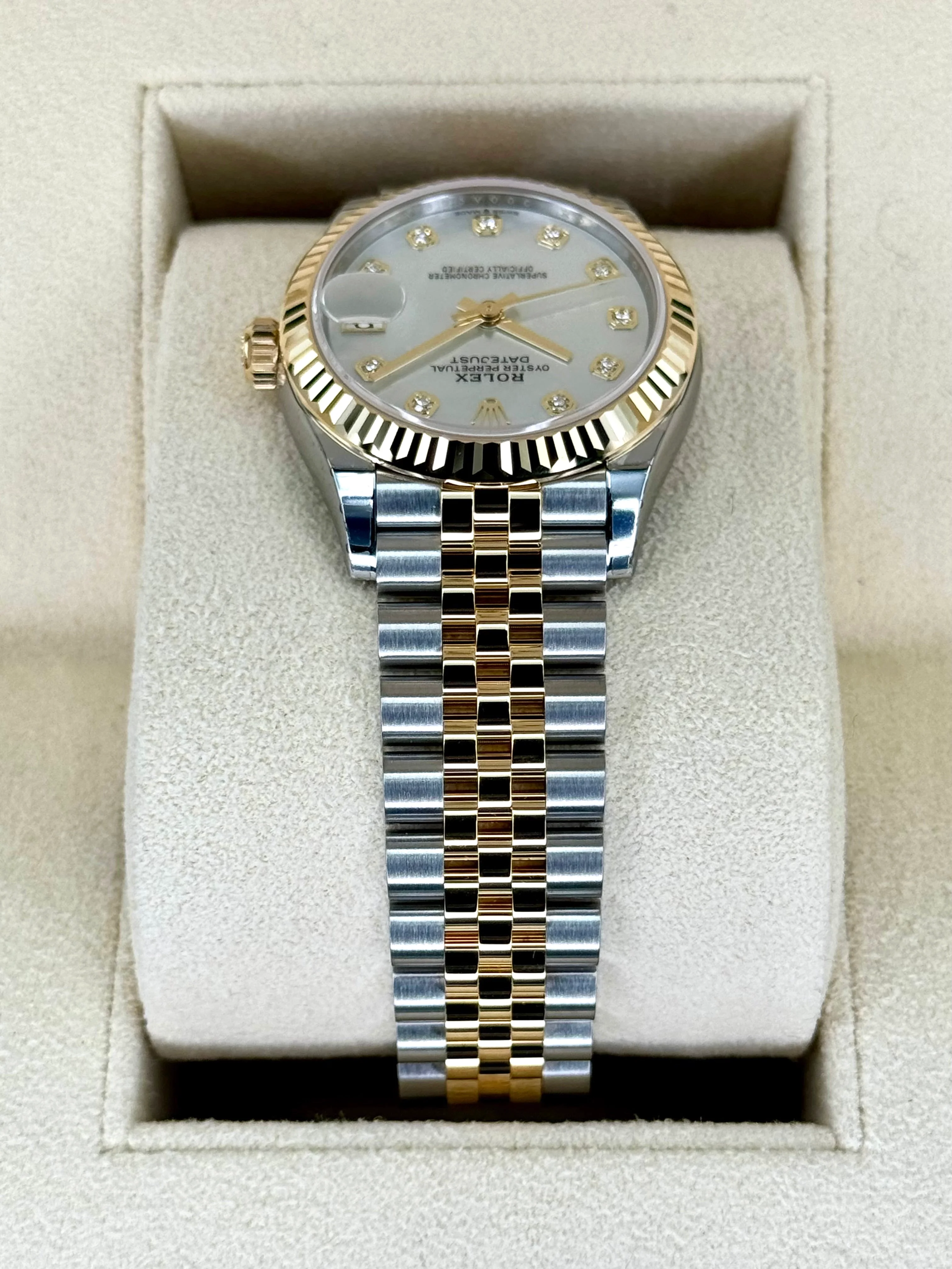 NEW 2023 Rolex Datejust 31mm 278273 Two-Tone Jubilee MOP Dimond Dial - Image 4