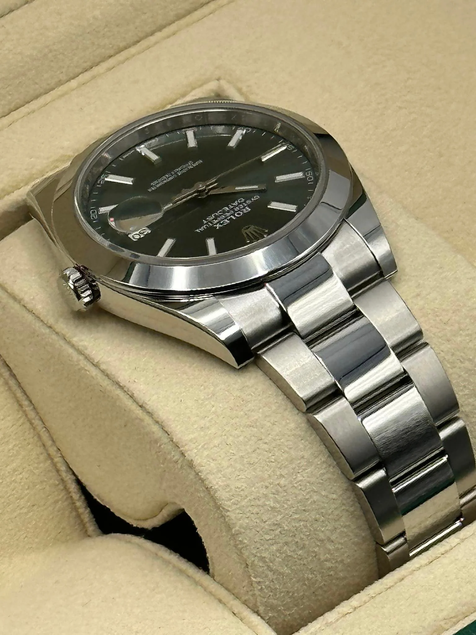 New 2023 Rolex Datejust 41mm 126300 Oyster Green Dial - Image 7