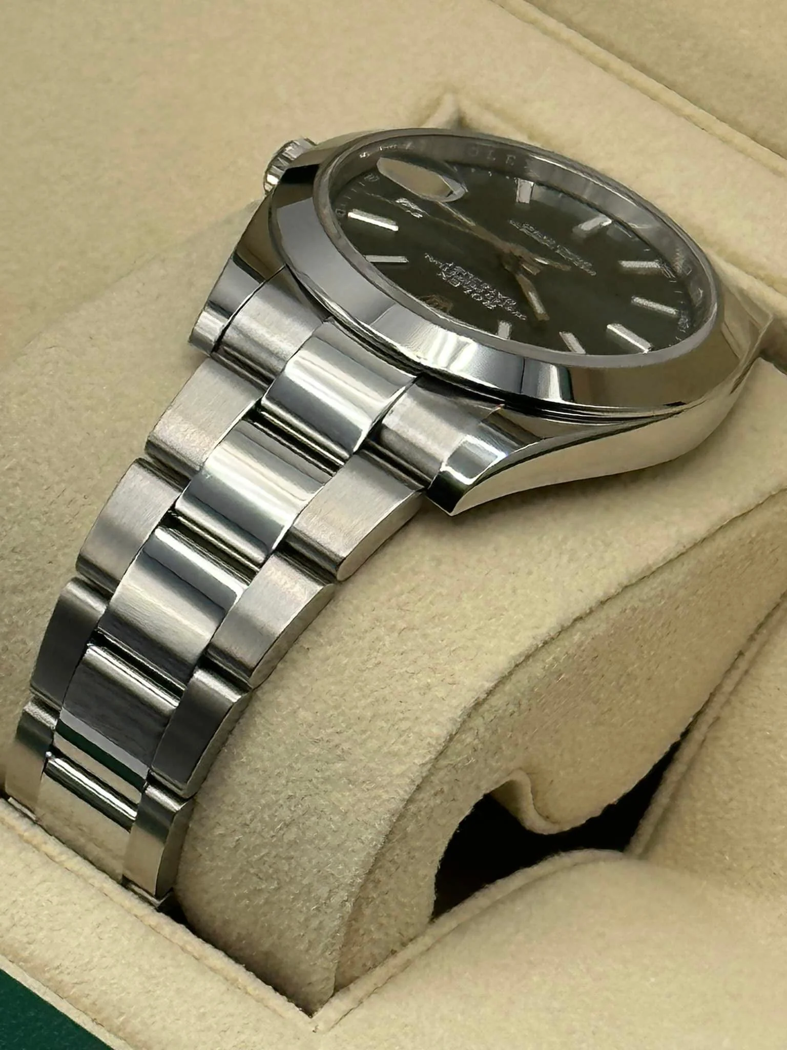 New 2023 Rolex Datejust 41mm 126300 Oyster Green Dial - Image 8