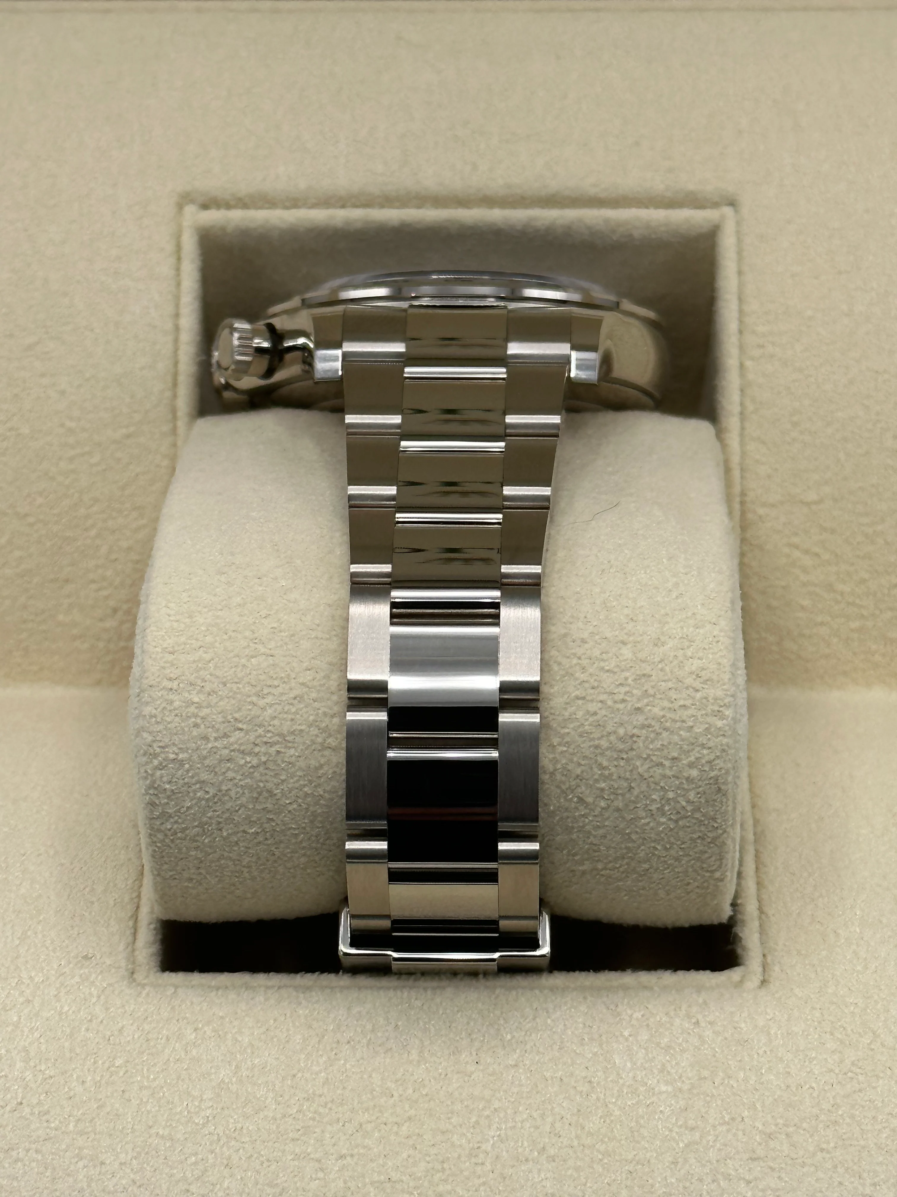 NEW 2023 Rolex Daytona 40mm 116509 White Gold Silver Dial - Image 4