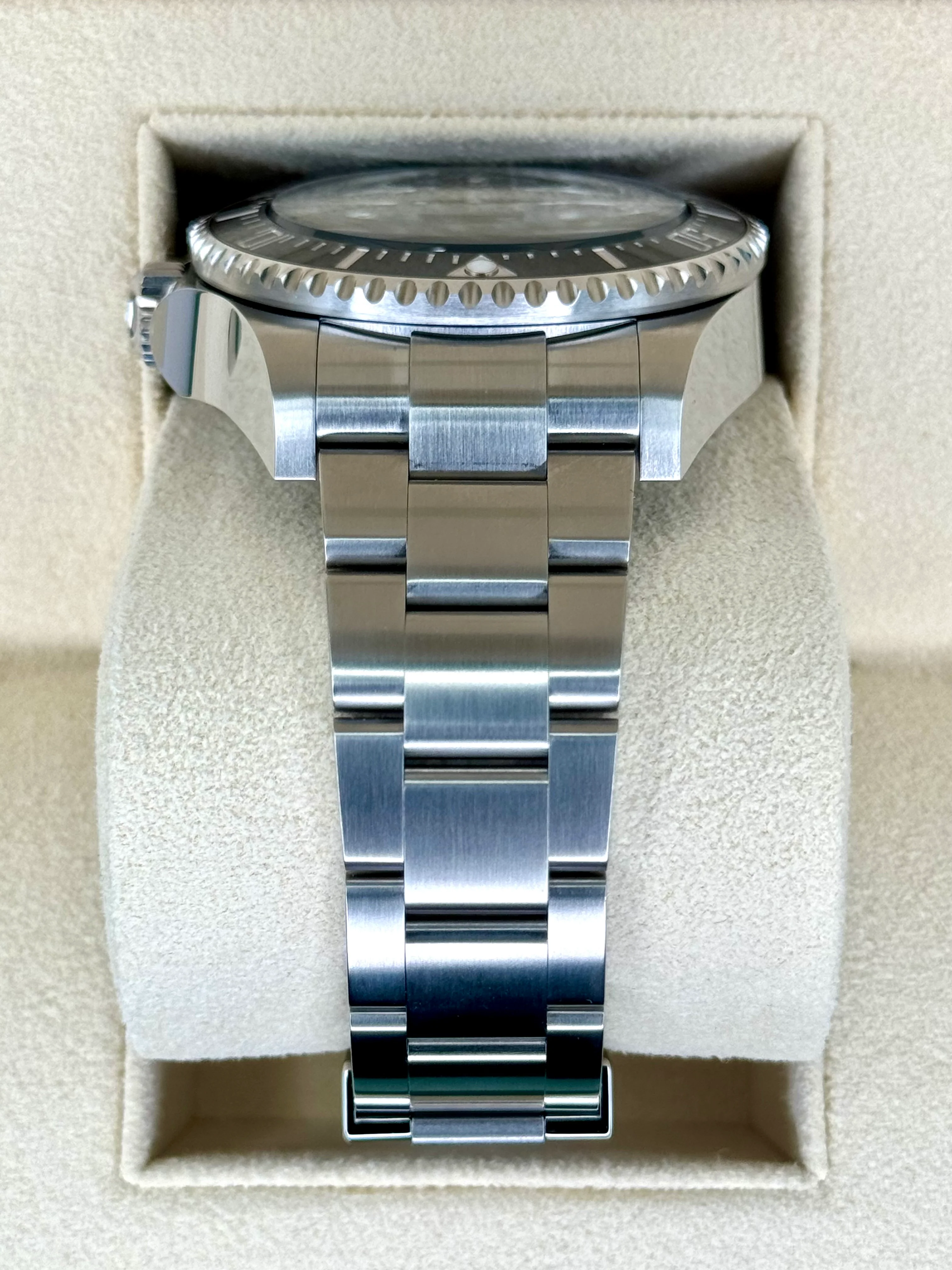 NEW 2023 Rolex Deepsea 44mm 136660 Stainless Steel Black Dial - Image 4