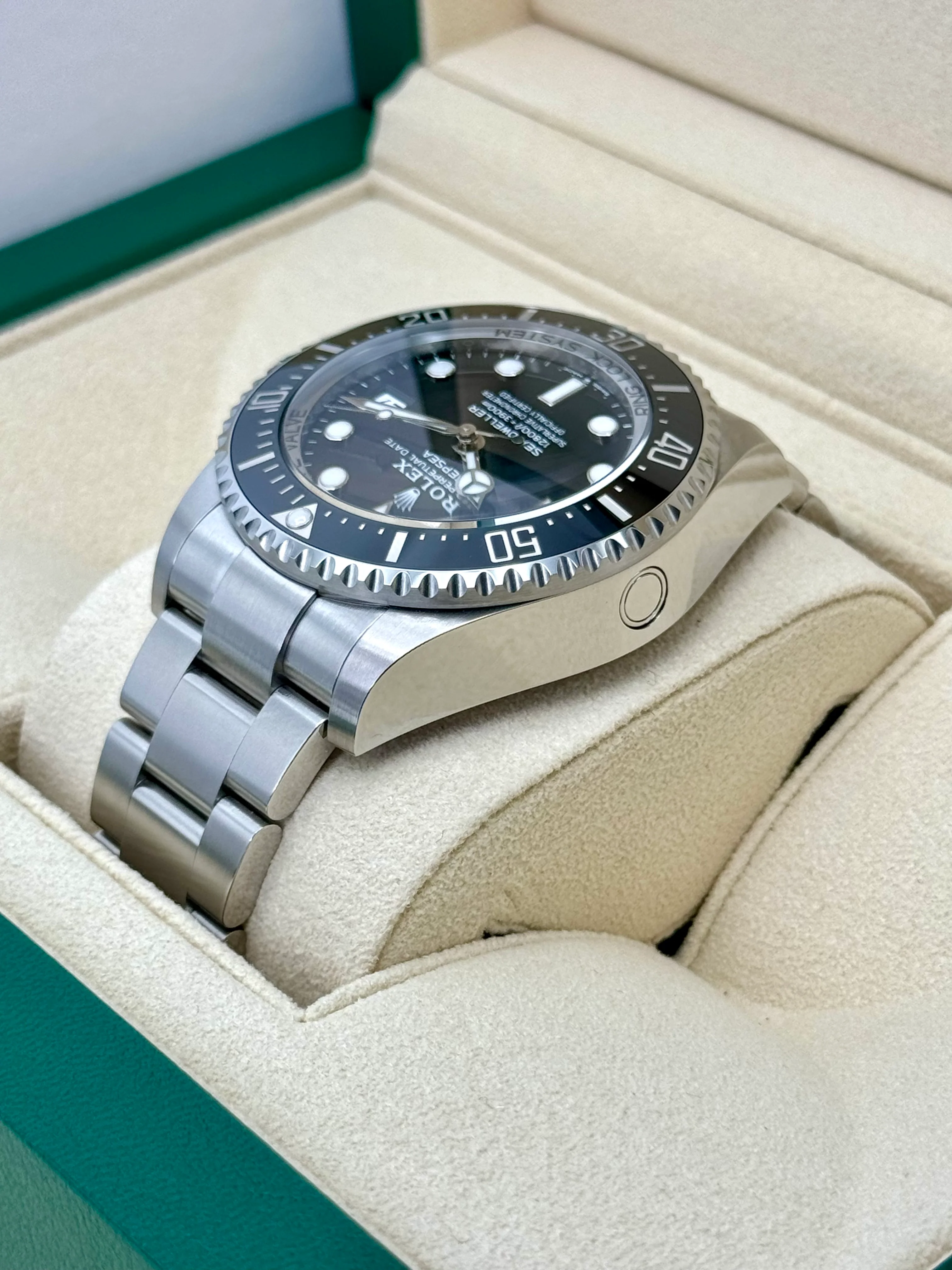 NEW 2023 Rolex Deepsea 44mm 136660 Stainless Steel Black Dial - Image 7