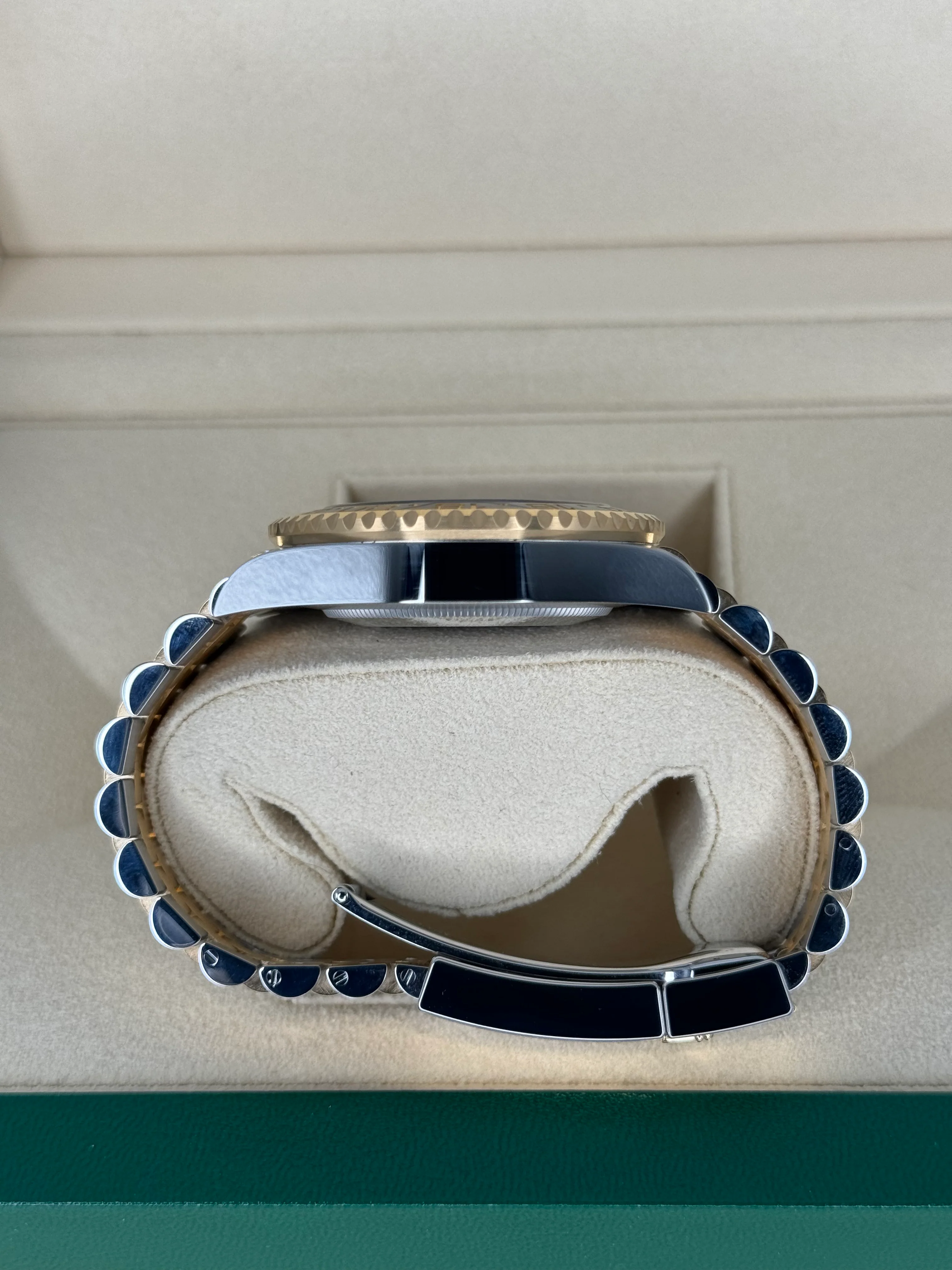 NEW 2023 Rolex GMT-Master II 40mm 126713GRNR Two-Tone Jubilee - Image 10
