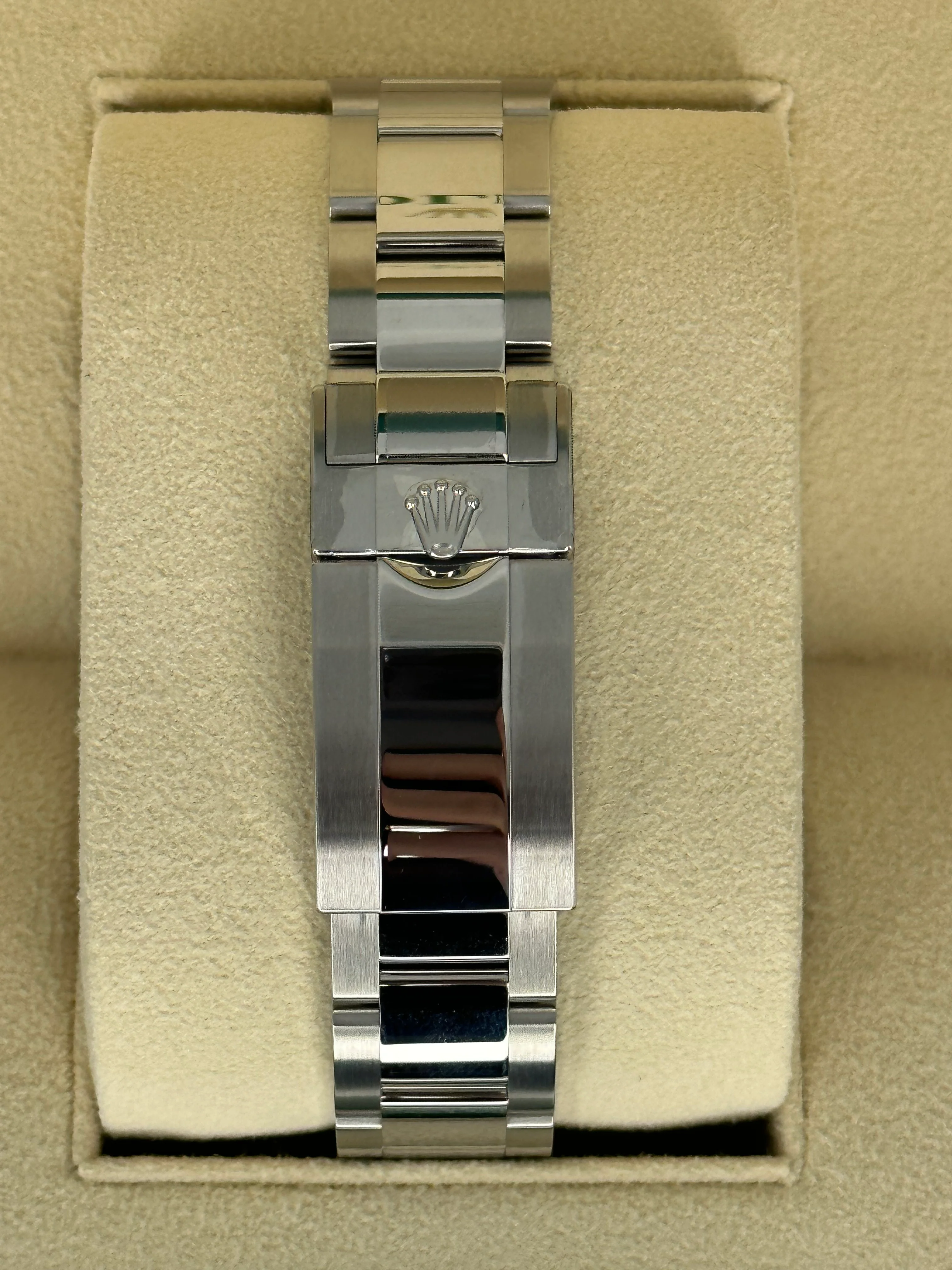 NEW 2023 Rolex GMT-Master II "Batman" 40mm 126710BLNR Oyster - Image 2
