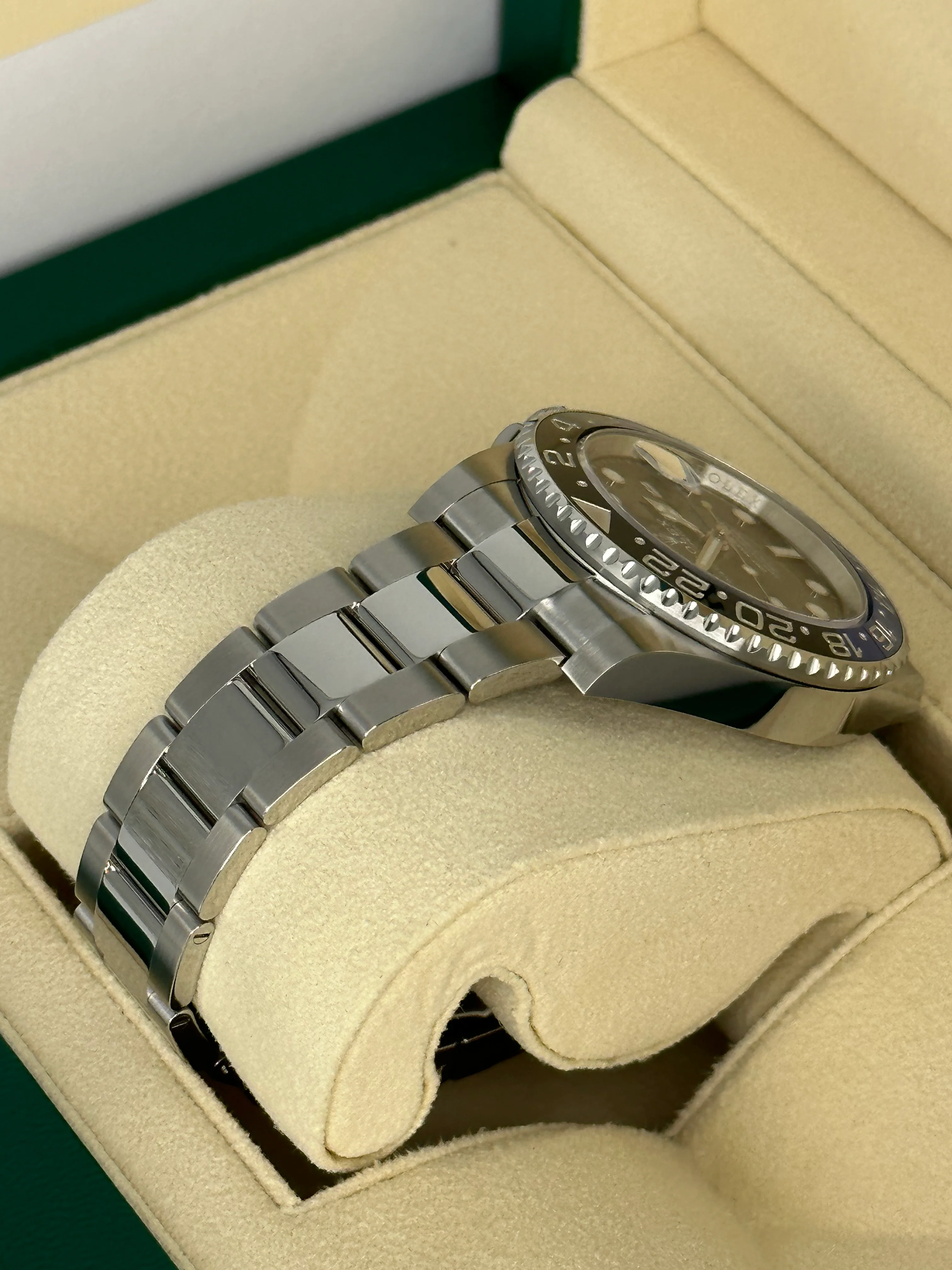 NEW 2023 Rolex GMT-Master II "Batman" 40mm 126710BLNR Oyster - Image 7