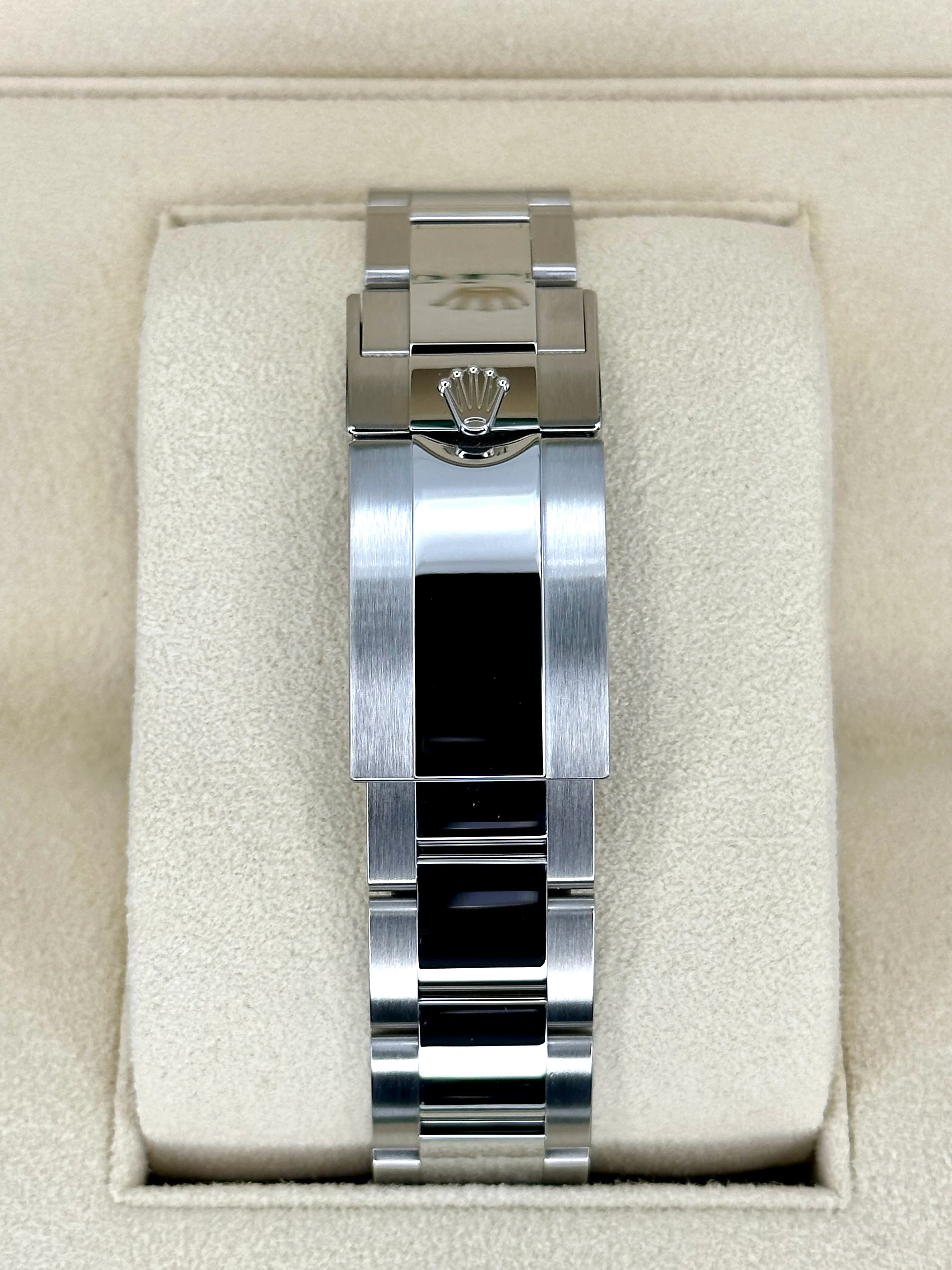 NEW 2023 Rolex GMT-Master II "Batman" 40mm 126710BLNR Oyster - Image 2