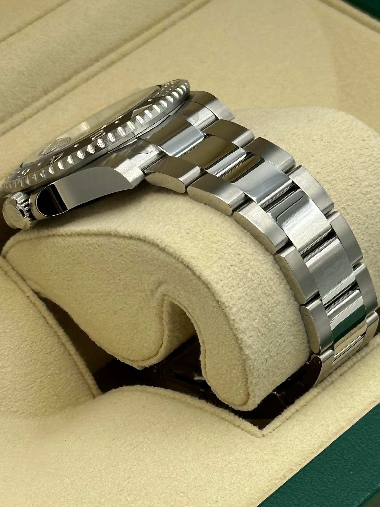 NEW 2023 Rolex GMT-Master II "Batman" 40mm 126710BLNR Oyster - Image 8