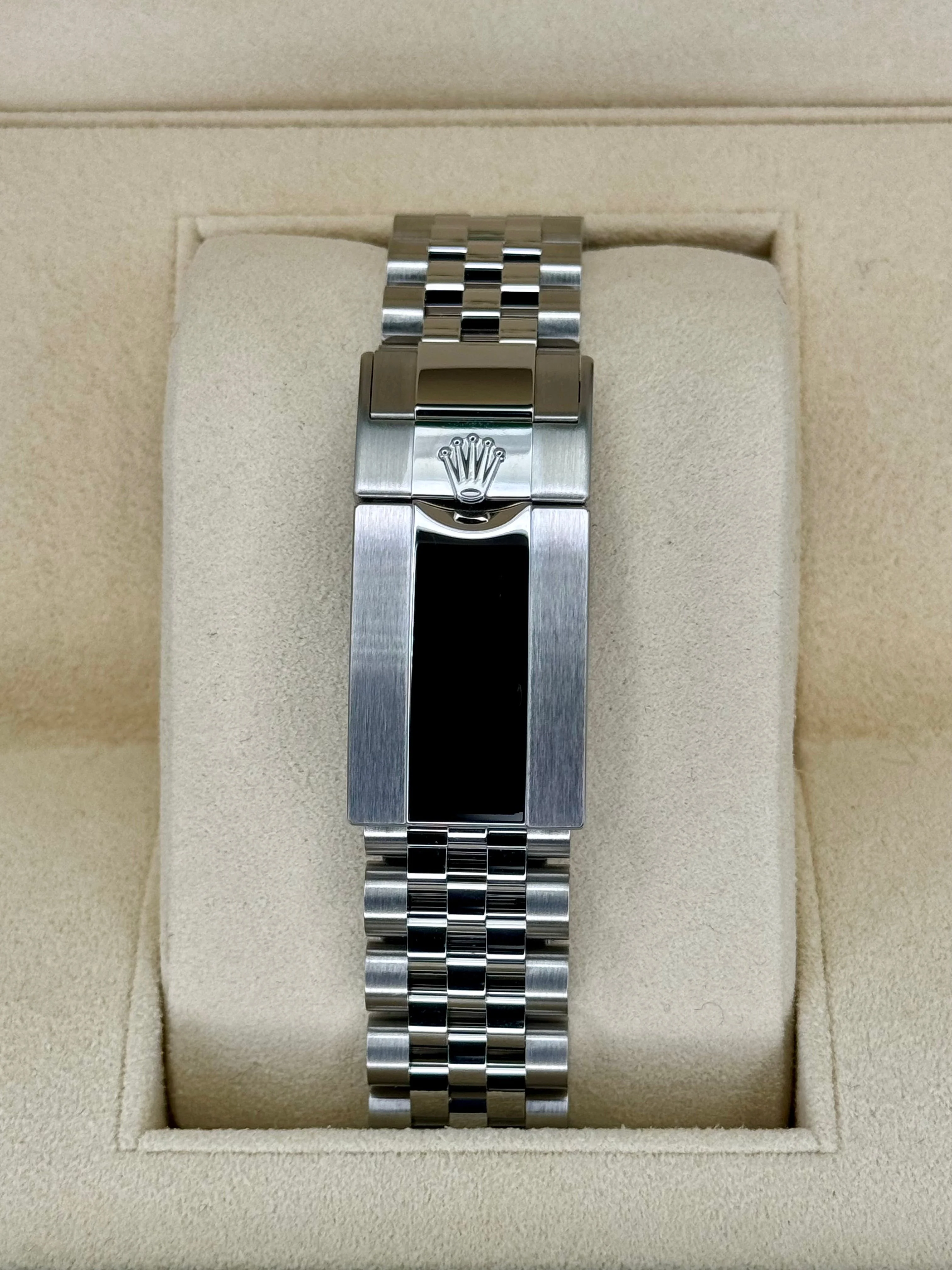 NEW 2023 Rolex GMT-Master II "Pepsi" 40mm 126710BLRO Jubilee - Image 2