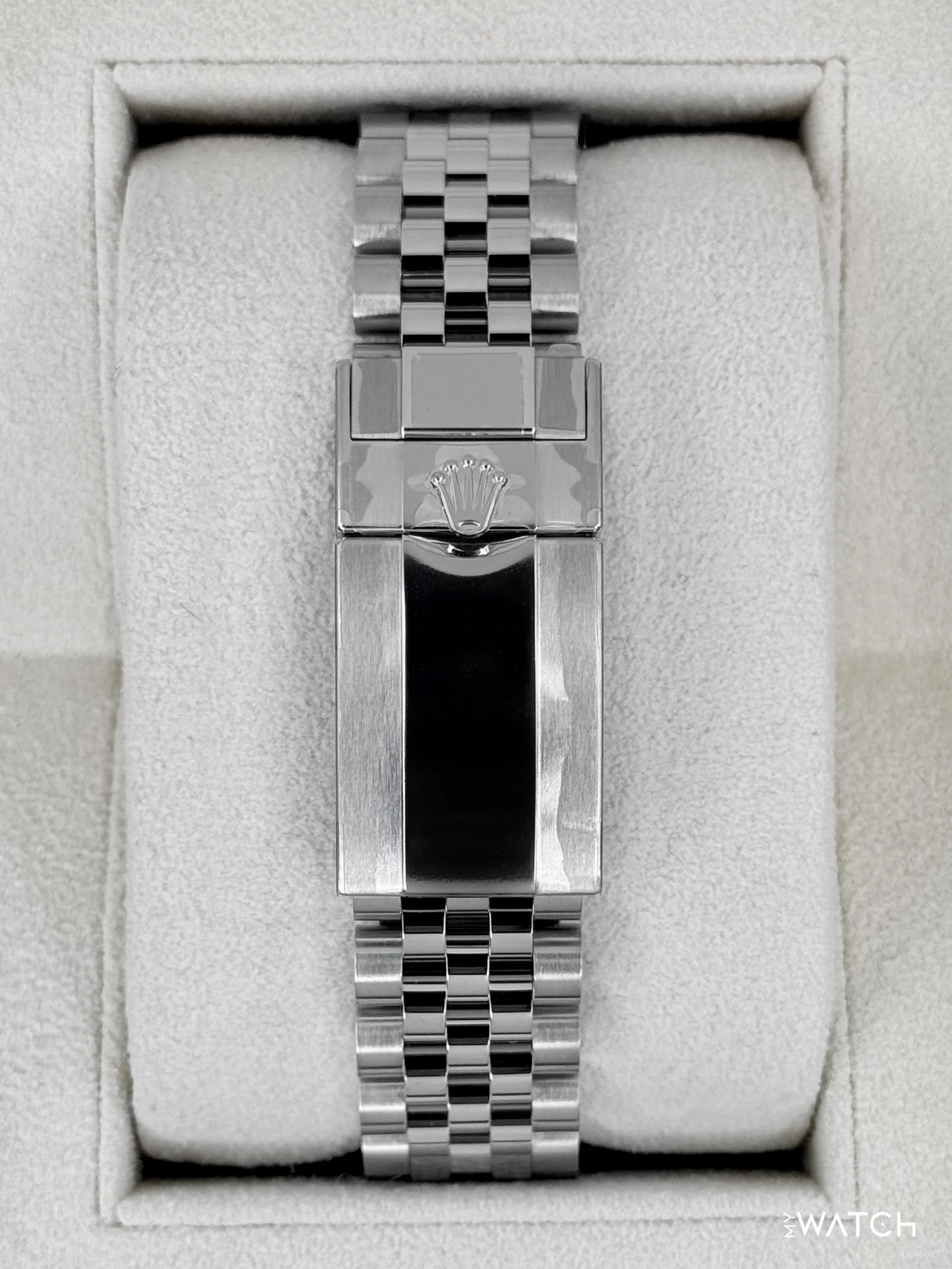 NEW 2023 Rolex GMT-Master II "Pepsi" 40mm 126710BLRO Jubilee (STICKERED) - Image 2